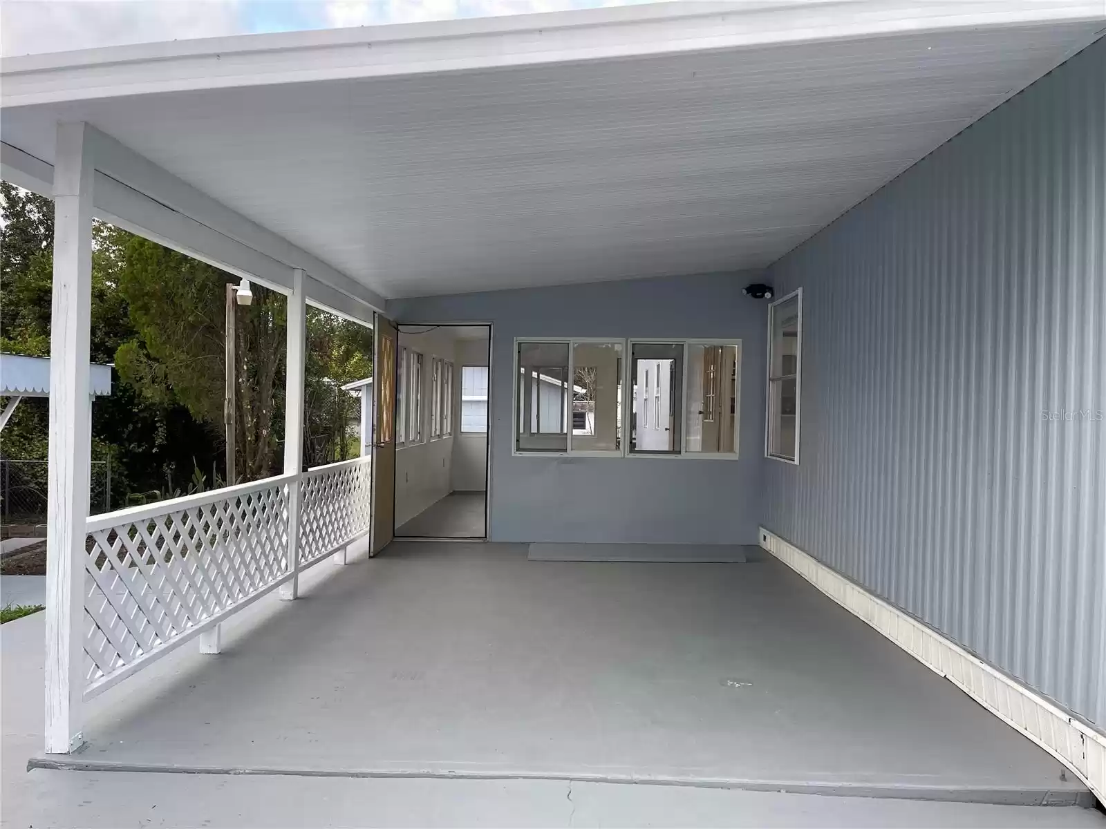 31735 3RD AVENUE, DELAND, Florida 32720, 2 Bedrooms Bedrooms, ,2 BathroomsBathrooms,Residential,For Sale,3RD,MFRO6258731