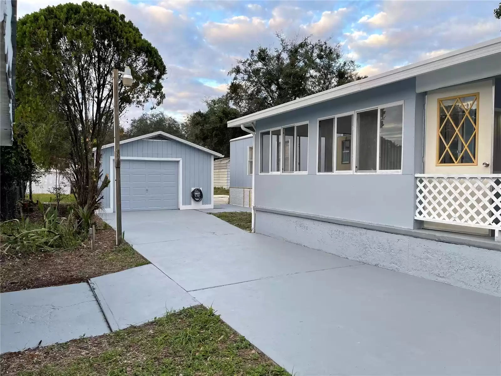 31735 3RD AVENUE, DELAND, Florida 32720, 2 Bedrooms Bedrooms, ,2 BathroomsBathrooms,Residential,For Sale,3RD,MFRO6258731