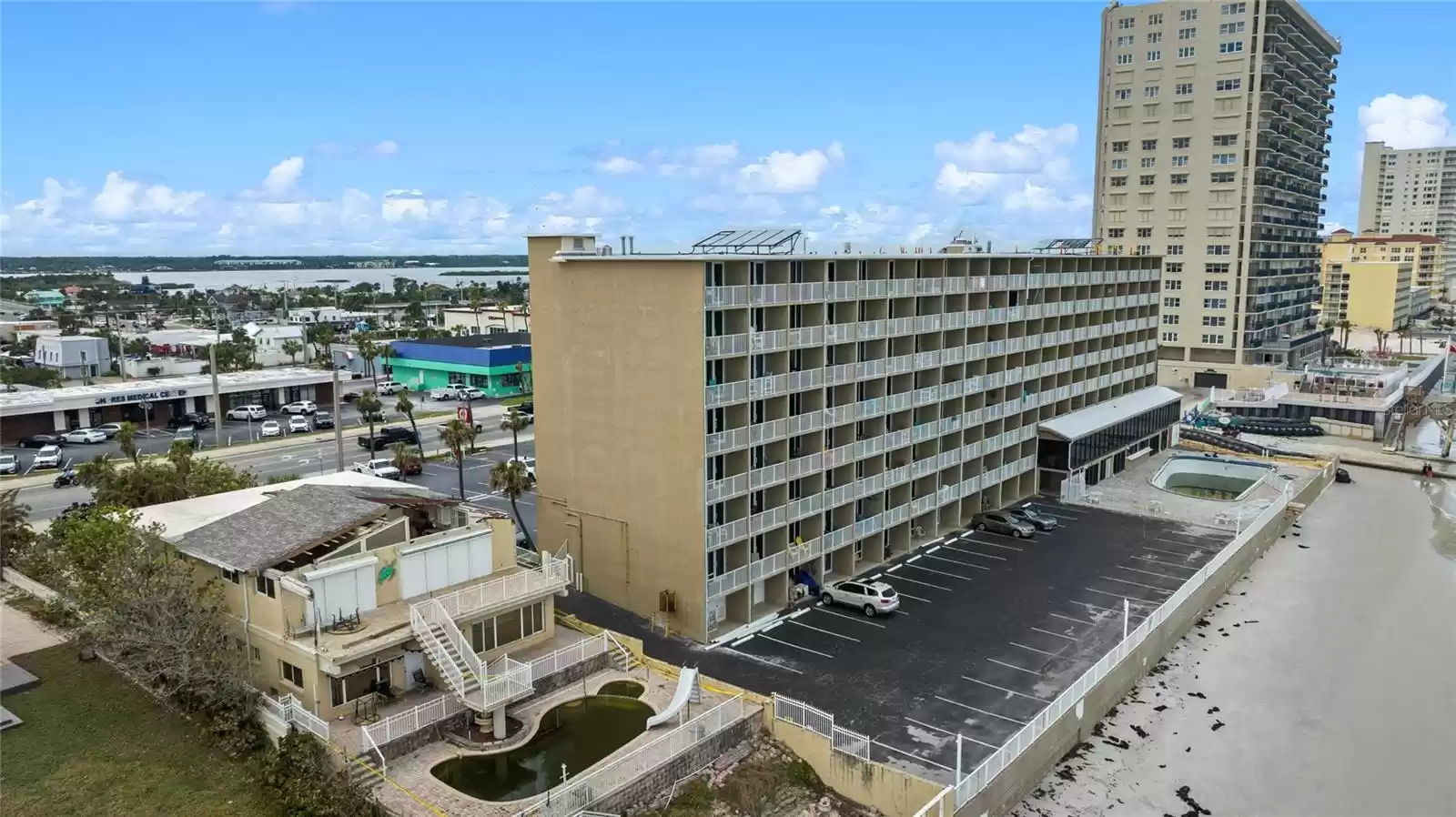 3501 ATLANTIC AVENUE, DAYTONA BEACH, Florida 32118, 2 Bedrooms Bedrooms, ,2 BathroomsBathrooms,Residential,For Sale,ATLANTIC,MFRO6259281