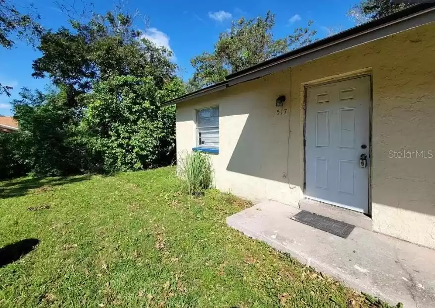 517 DADE AVENUE, LAKELAND, Florida 33815, 2 Bedrooms Bedrooms, ,1 BathroomBathrooms,Residential Lease,For Rent,DADE,MFRO6259472