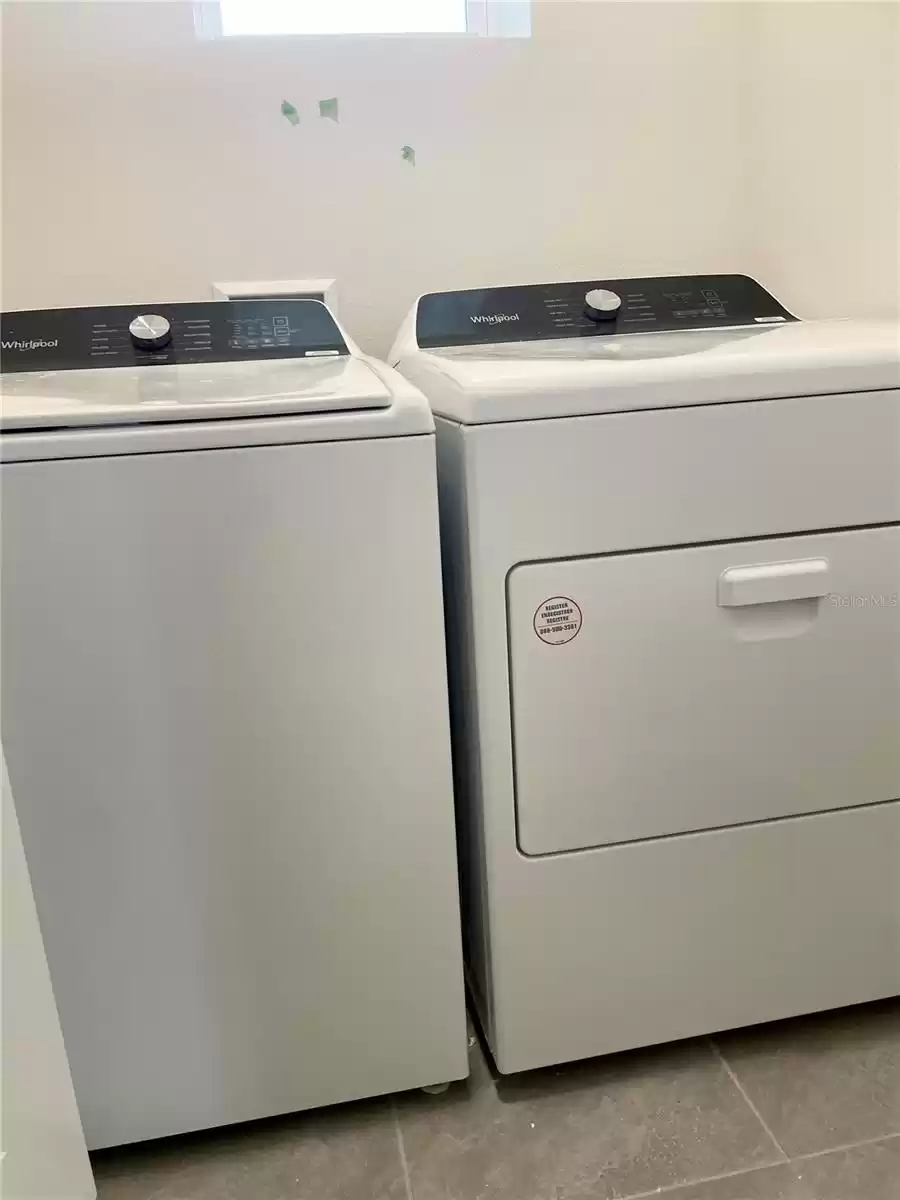 laundry room(rack added)