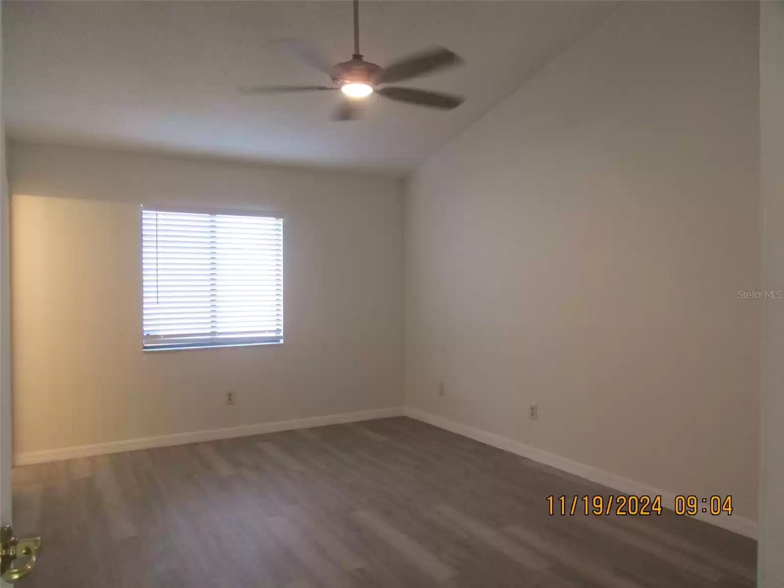 200 GEMWOOD COURT, KISSIMMEE, Florida 34743, 3 Bedrooms Bedrooms, ,2 BathroomsBathrooms,Residential Lease,For Rent,GEMWOOD,MFRS5116076