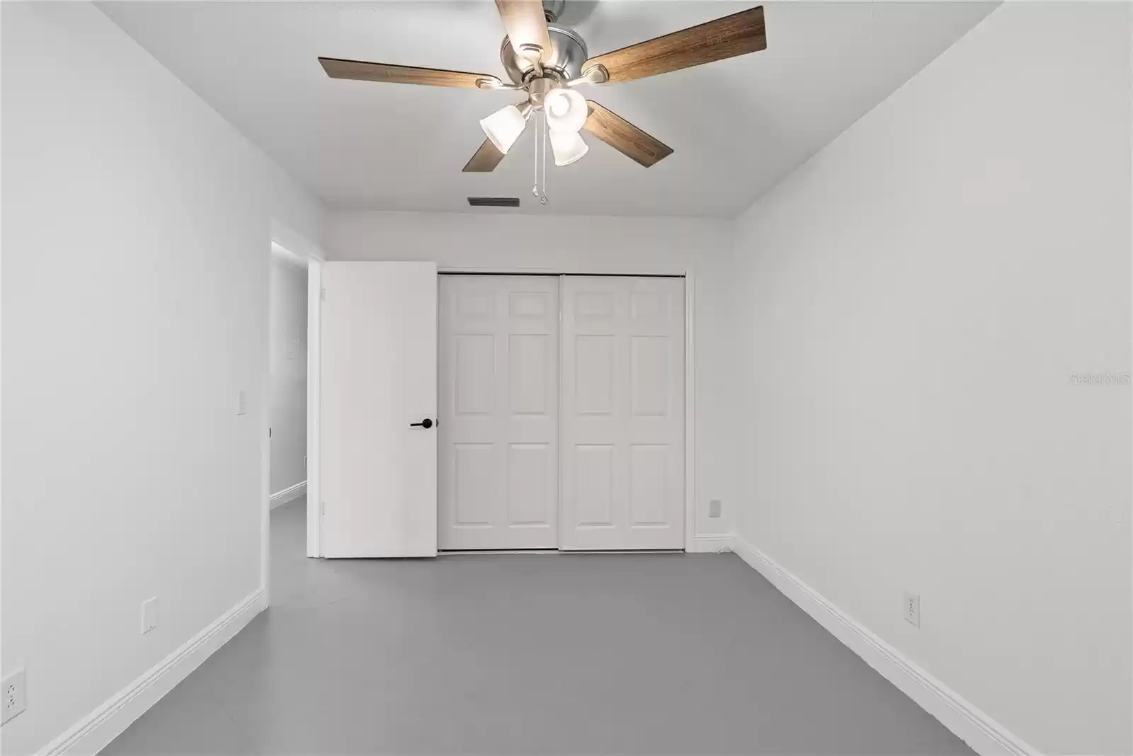 13690 ORANGE SUNSET DRIVE, TAMPA, Florida 33618, 2 Bedrooms Bedrooms, ,1 BathroomBathrooms,Residential Lease,For Rent,ORANGE SUNSET,MFRTB8323881