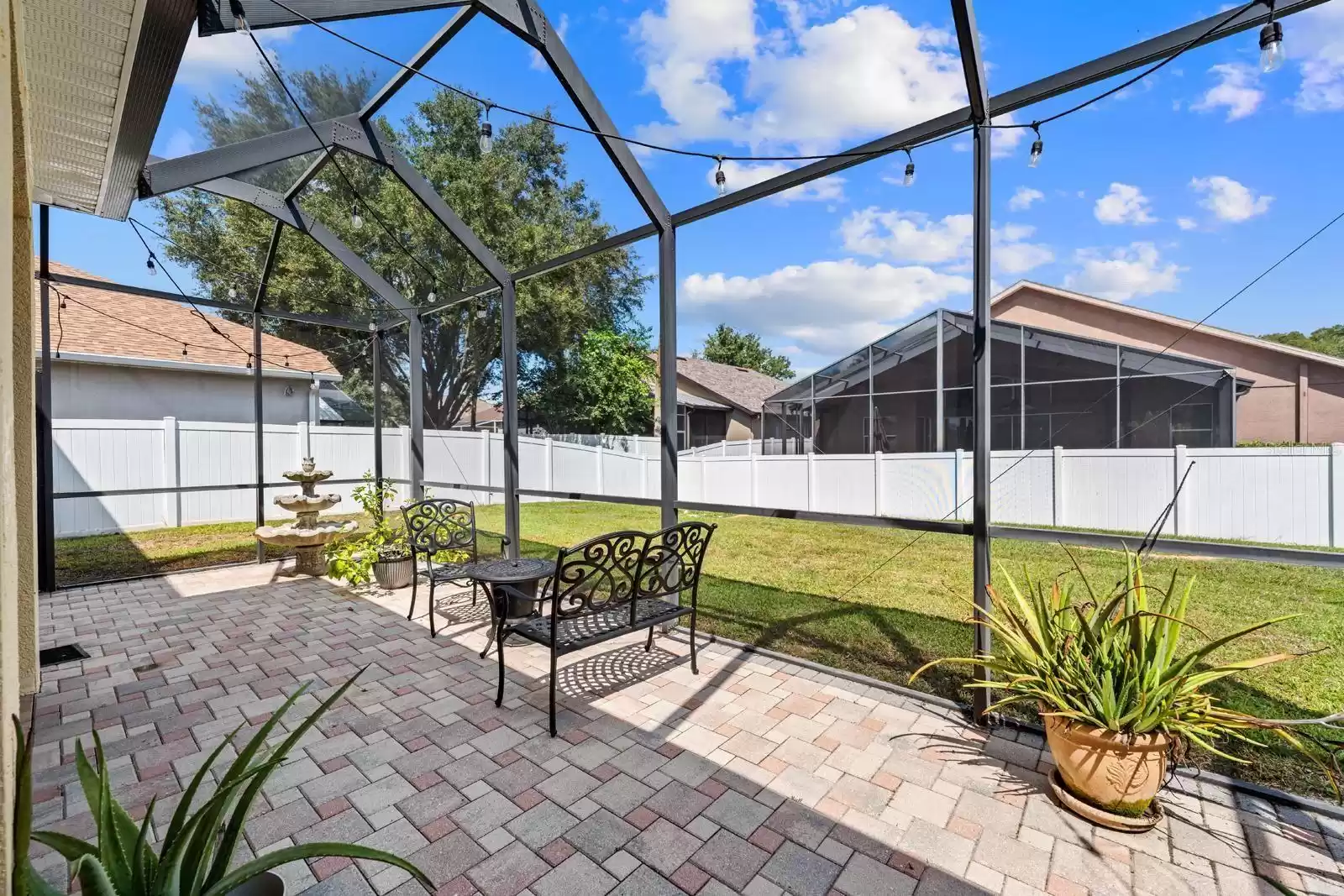 10648 WEEPING ELM BEND, LAND O LAKES, Florida 34638, 5 Bedrooms Bedrooms, ,3 BathroomsBathrooms,Residential Lease,For Rent,WEEPING ELM BEND,MFRTB8323905