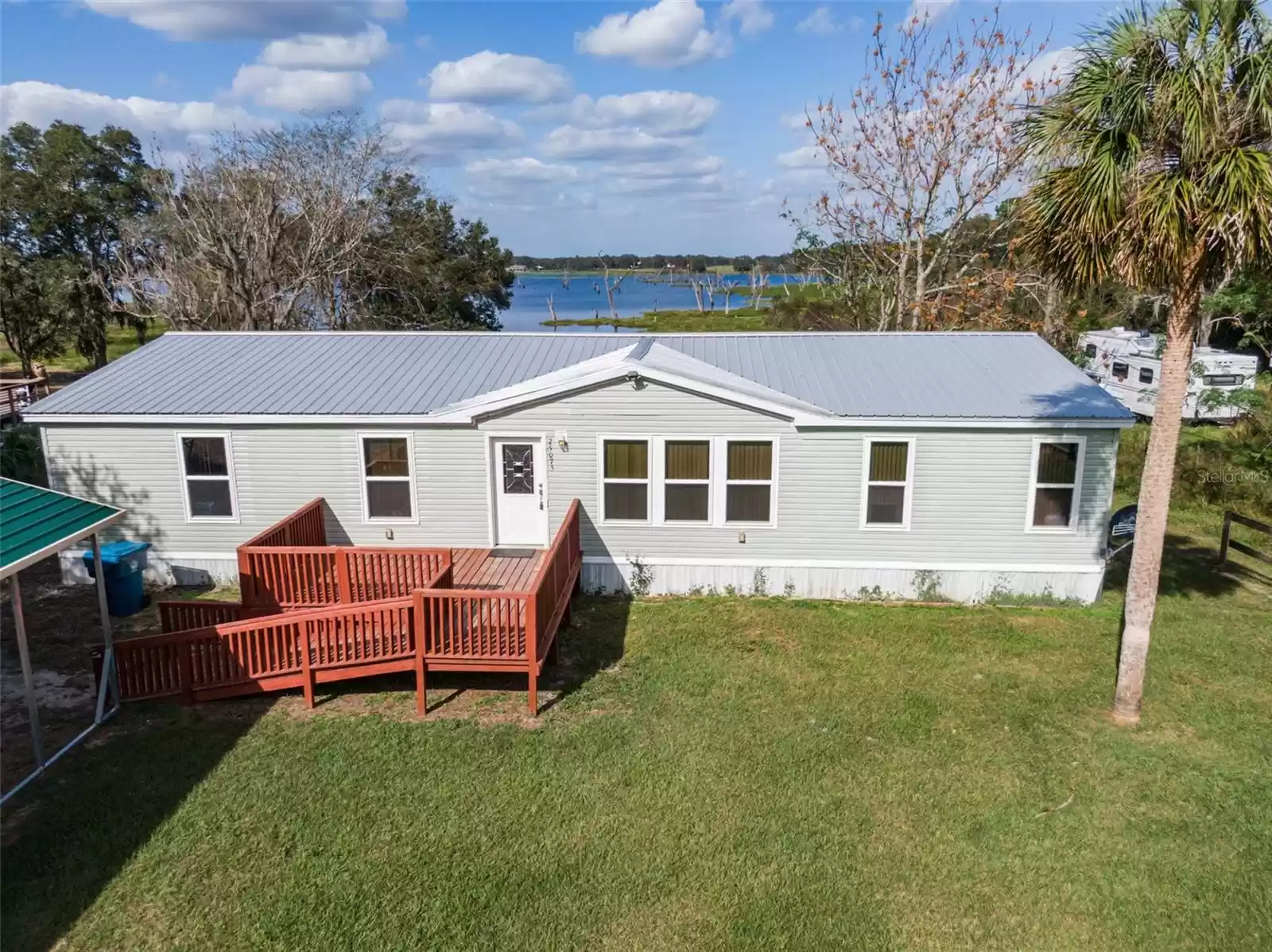 25075 HUSTON STREET, BROOKSVILLE, Florida 34601, 3 Bedrooms Bedrooms, ,2 BathroomsBathrooms,Residential,For Sale,HUSTON,MFRTB8321926