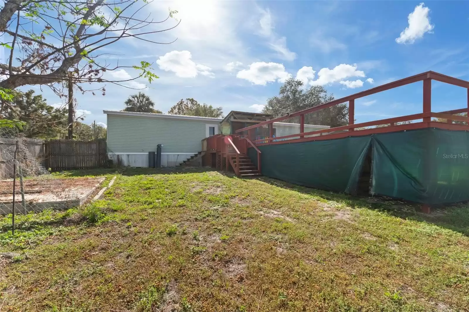 25075 HUSTON STREET, BROOKSVILLE, Florida 34601, 3 Bedrooms Bedrooms, ,2 BathroomsBathrooms,Residential,For Sale,HUSTON,MFRTB8321926