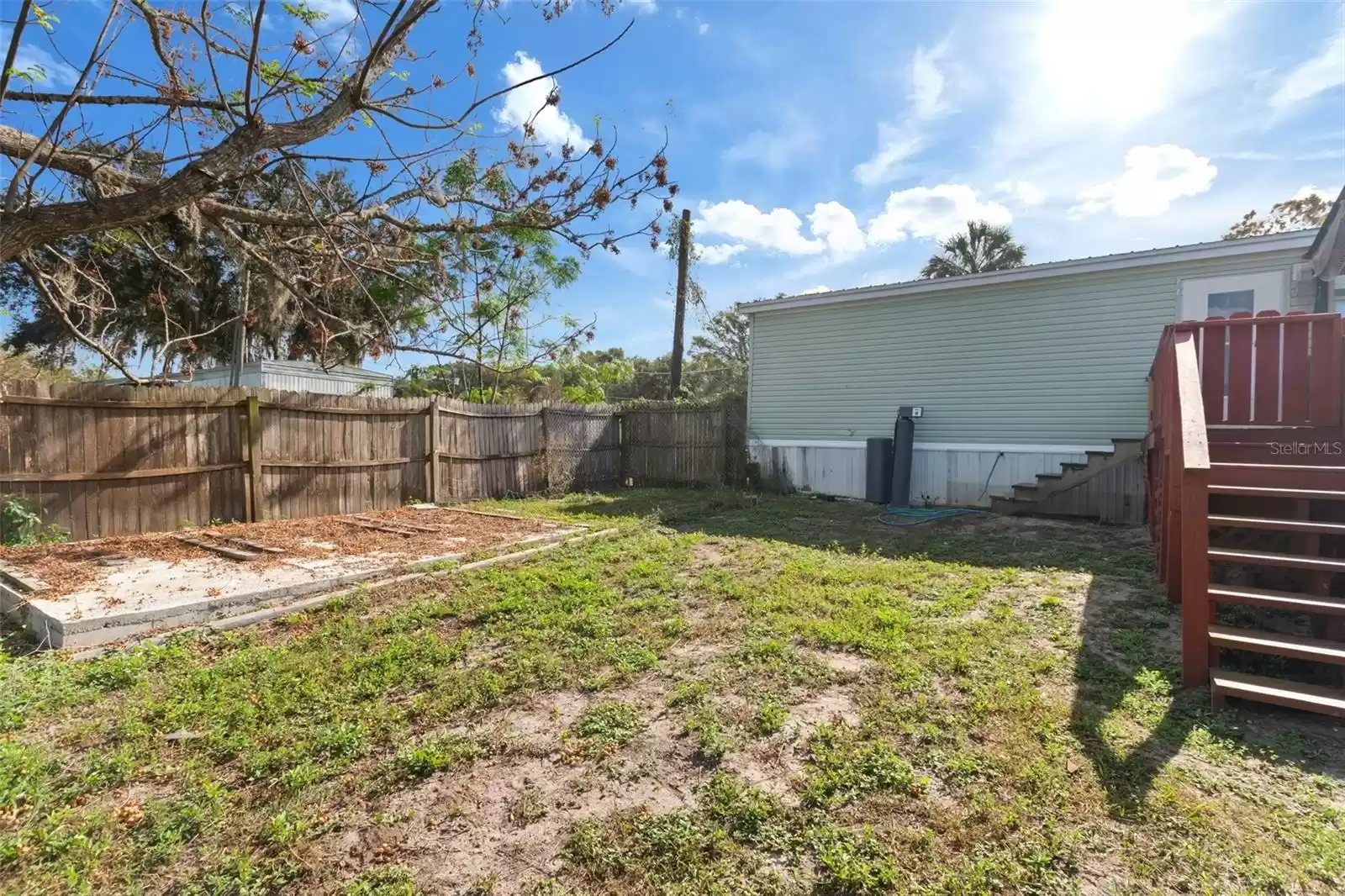 25075 HUSTON STREET, BROOKSVILLE, Florida 34601, 3 Bedrooms Bedrooms, ,2 BathroomsBathrooms,Residential,For Sale,HUSTON,MFRTB8321926