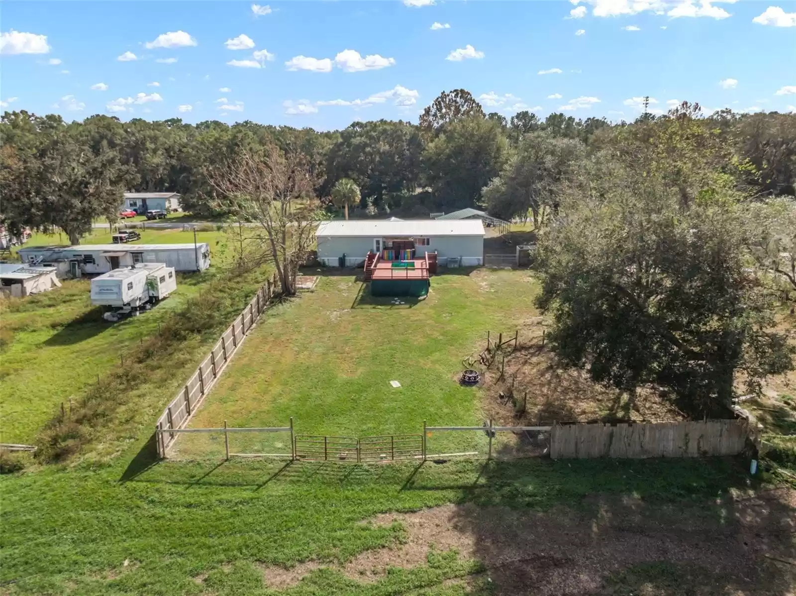 25075 HUSTON STREET, BROOKSVILLE, Florida 34601, 3 Bedrooms Bedrooms, ,2 BathroomsBathrooms,Residential,For Sale,HUSTON,MFRTB8321926