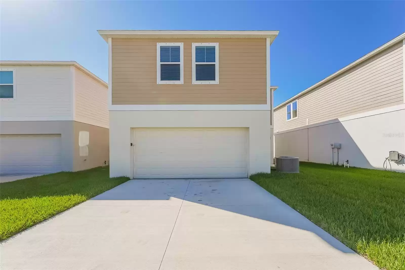 12804 CRESTED IRIS WAY, RIVERVIEW, Florida 33579, 4 Bedrooms Bedrooms, ,2 BathroomsBathrooms,Residential Lease,For Rent,CRESTED IRIS,MFRO6259476