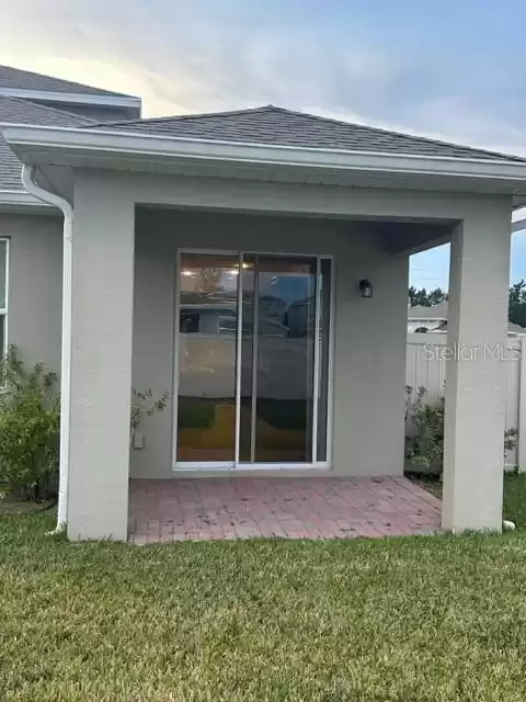 1222 CASTLEVECCHIO LOOP, ORLANDO, Florida 32825, 4 Bedrooms Bedrooms, ,2 BathroomsBathrooms,Residential,For Sale,CASTLEVECCHIO,MFRS5116001