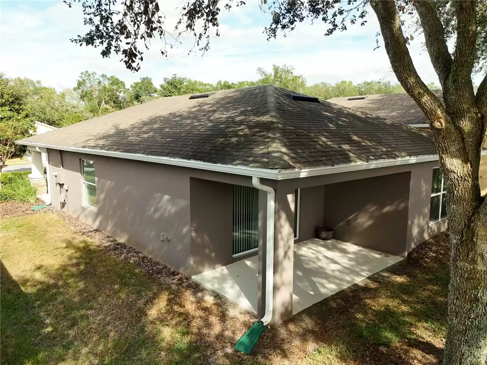 30529 LIPIZZAN TERRACE, MOUNT DORA, Florida 32757, 3 Bedrooms Bedrooms, ,2 BathroomsBathrooms,Residential,For Sale,LIPIZZAN,MFRG5089607