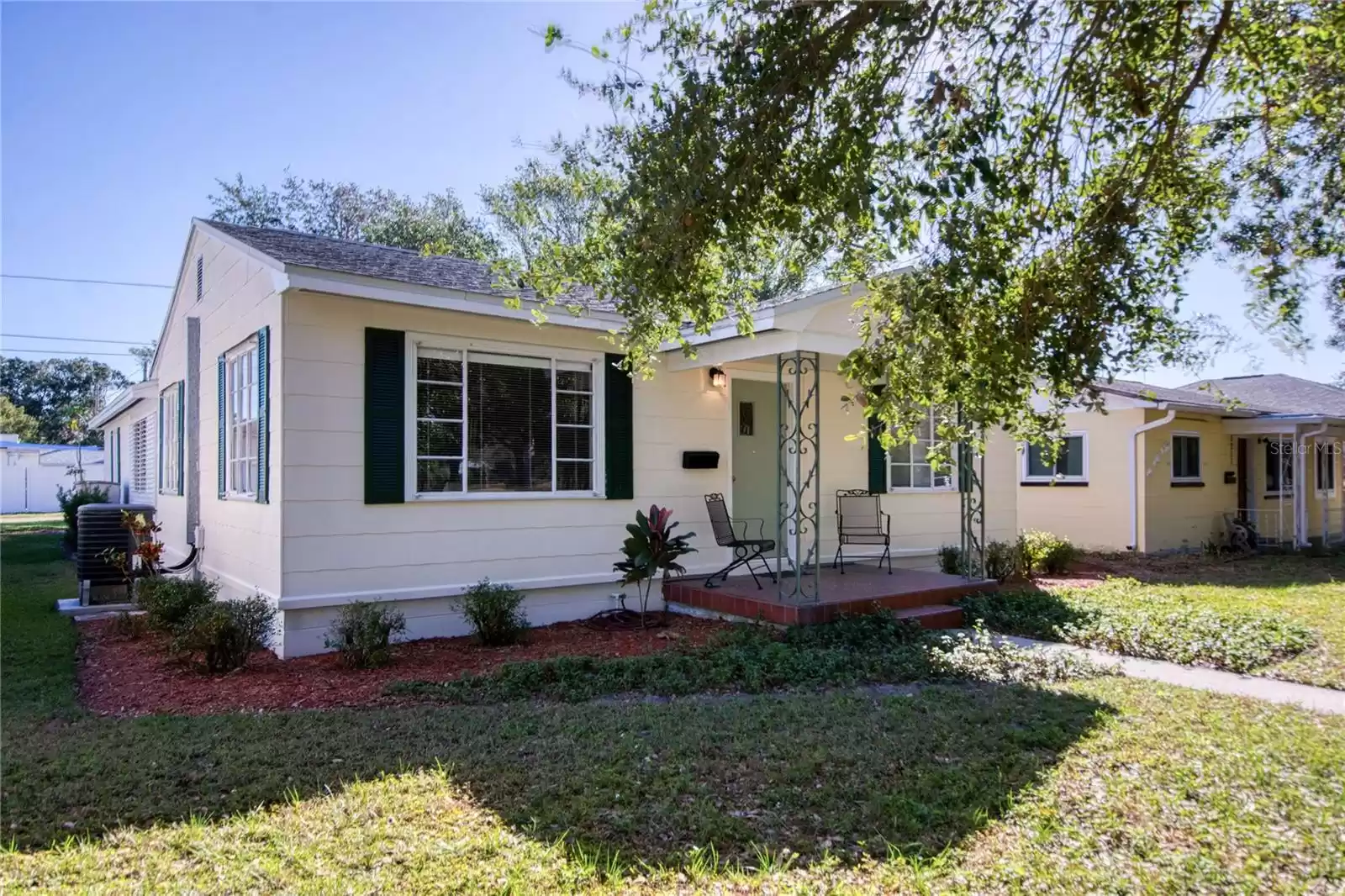 5219 DR MARTIN LUTHER KING JR STREET, SAINT PETERSBURG, Florida 33703, 2 Bedrooms Bedrooms, ,1 BathroomBathrooms,Residential,For Sale,DR MARTIN LUTHER KING JR,MFRTB8323054