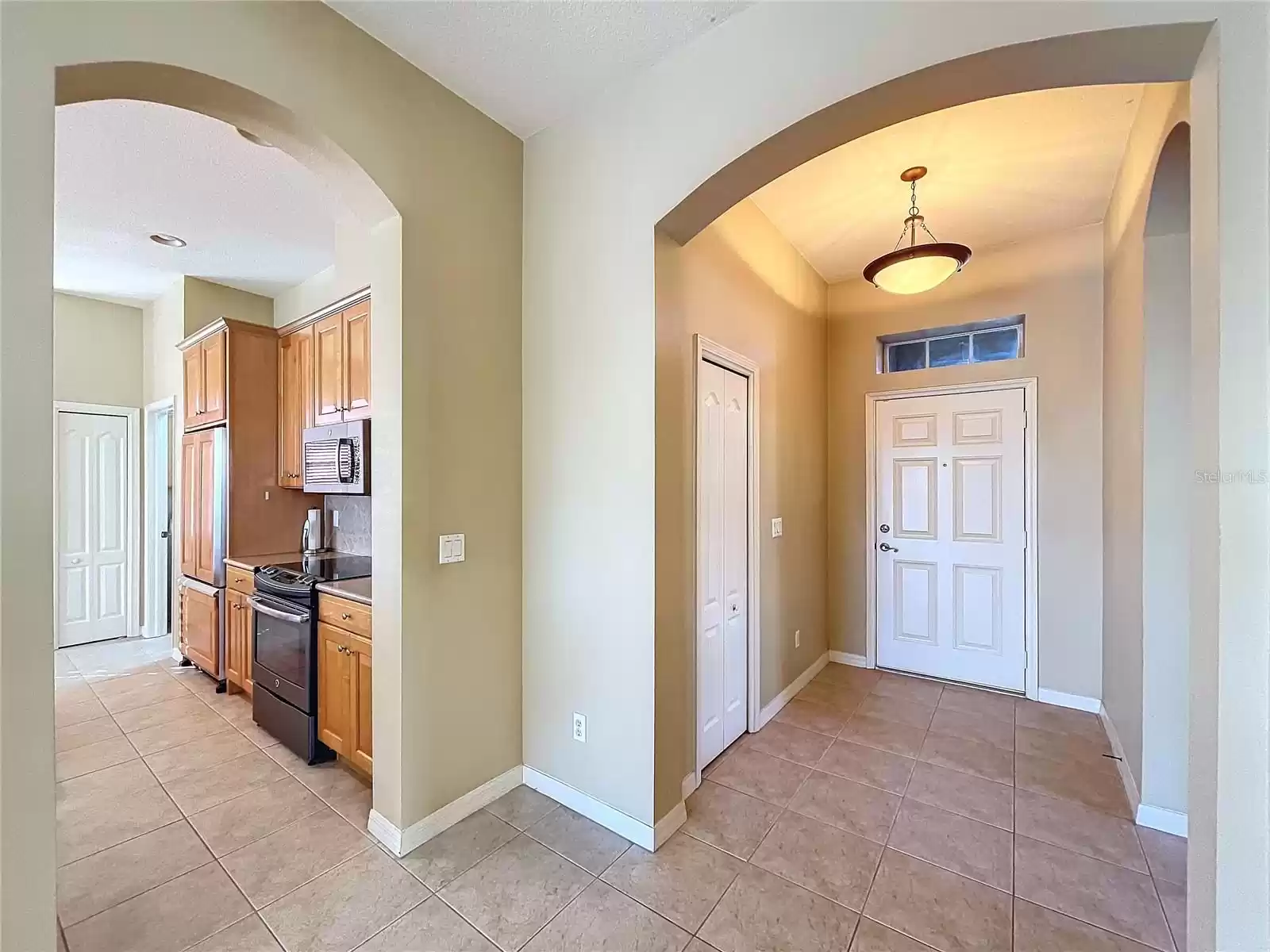 908 REGAL MANOR WAY, SUN CITY CENTER, Florida 33573, 2 Bedrooms Bedrooms, ,2 BathroomsBathrooms,Residential,For Sale,REGAL MANOR,MFRTB8319172