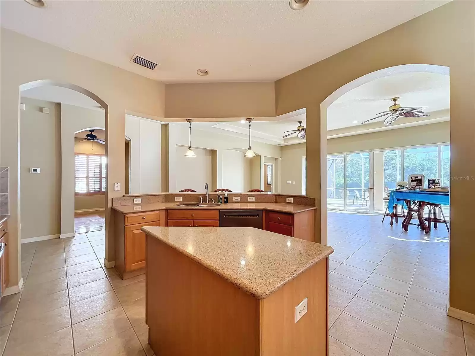 908 REGAL MANOR WAY, SUN CITY CENTER, Florida 33573, 2 Bedrooms Bedrooms, ,2 BathroomsBathrooms,Residential,For Sale,REGAL MANOR,MFRTB8319172