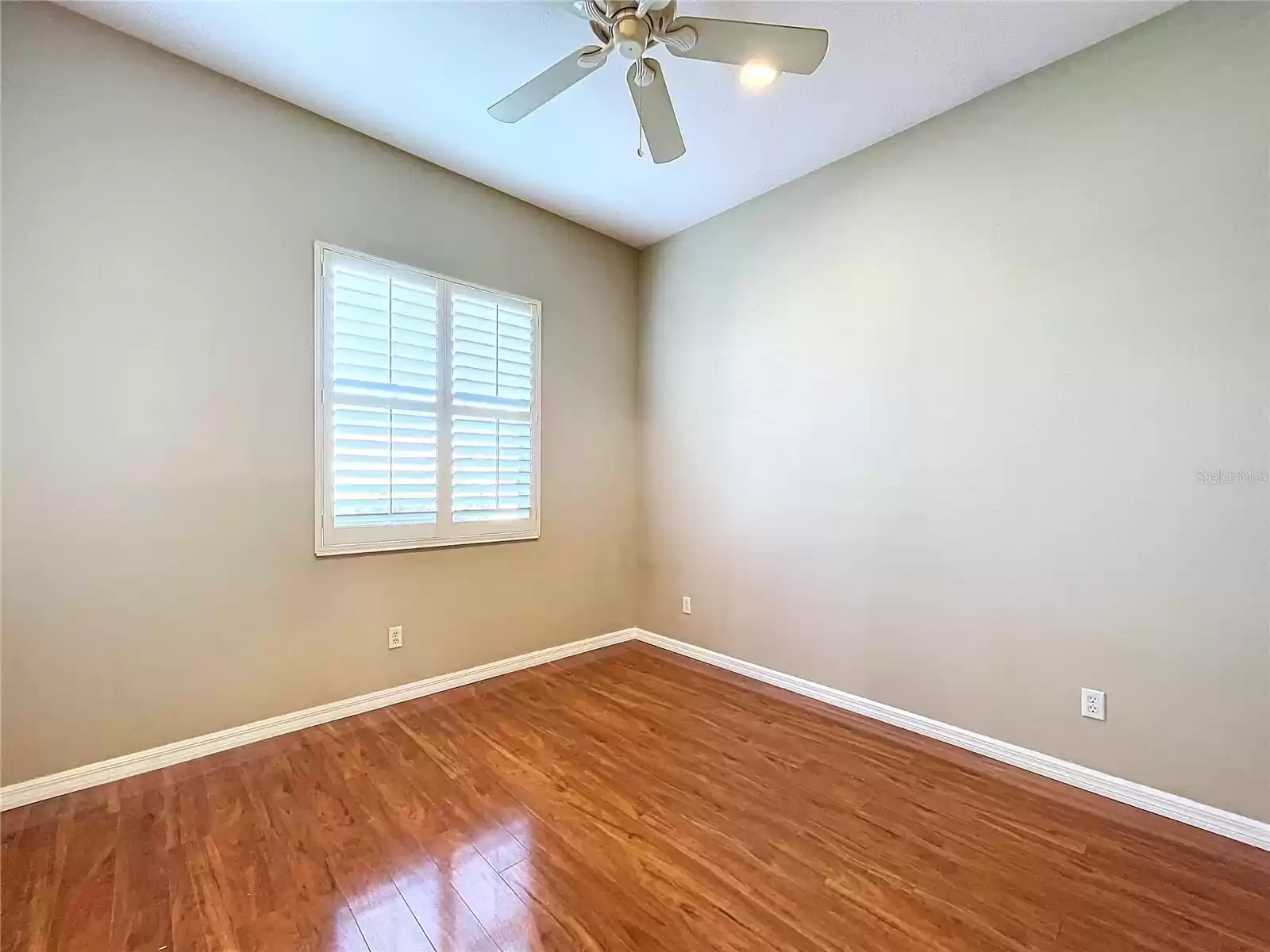 908 REGAL MANOR WAY, SUN CITY CENTER, Florida 33573, 2 Bedrooms Bedrooms, ,2 BathroomsBathrooms,Residential,For Sale,REGAL MANOR,MFRTB8319172