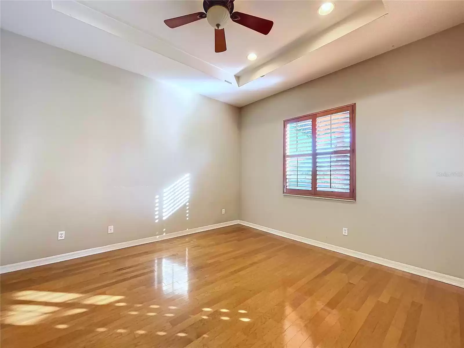 908 REGAL MANOR WAY, SUN CITY CENTER, Florida 33573, 2 Bedrooms Bedrooms, ,2 BathroomsBathrooms,Residential,For Sale,REGAL MANOR,MFRTB8319172