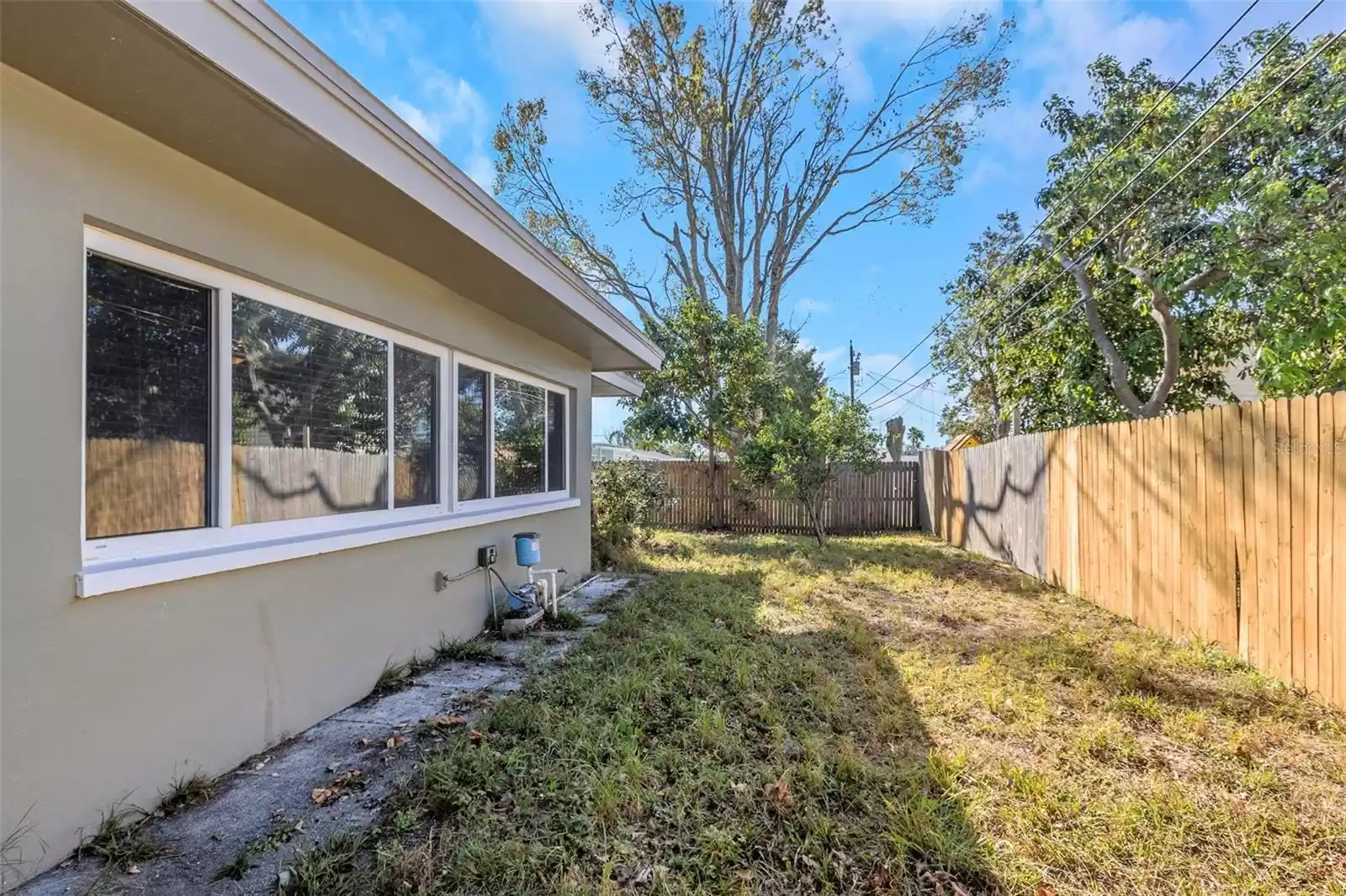 904 NORMANDY ROAD, CLEARWATER, Florida 33764, 3 Bedrooms Bedrooms, ,2 BathroomsBathrooms,Residential,For Sale,NORMANDY,MFRTB8323015