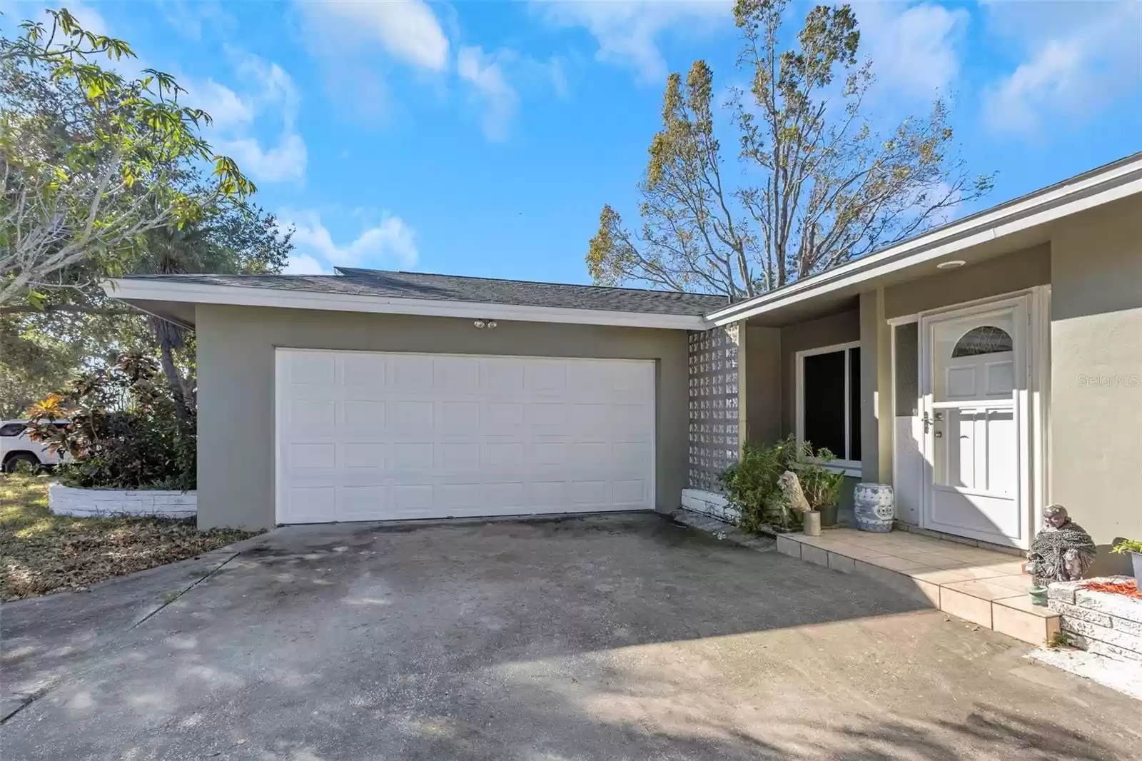 904 NORMANDY ROAD, CLEARWATER, Florida 33764, 3 Bedrooms Bedrooms, ,2 BathroomsBathrooms,Residential,For Sale,NORMANDY,MFRTB8323015