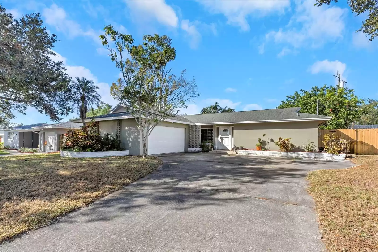 904 NORMANDY ROAD, CLEARWATER, Florida 33764, 3 Bedrooms Bedrooms, ,2 BathroomsBathrooms,Residential,For Sale,NORMANDY,MFRTB8323015