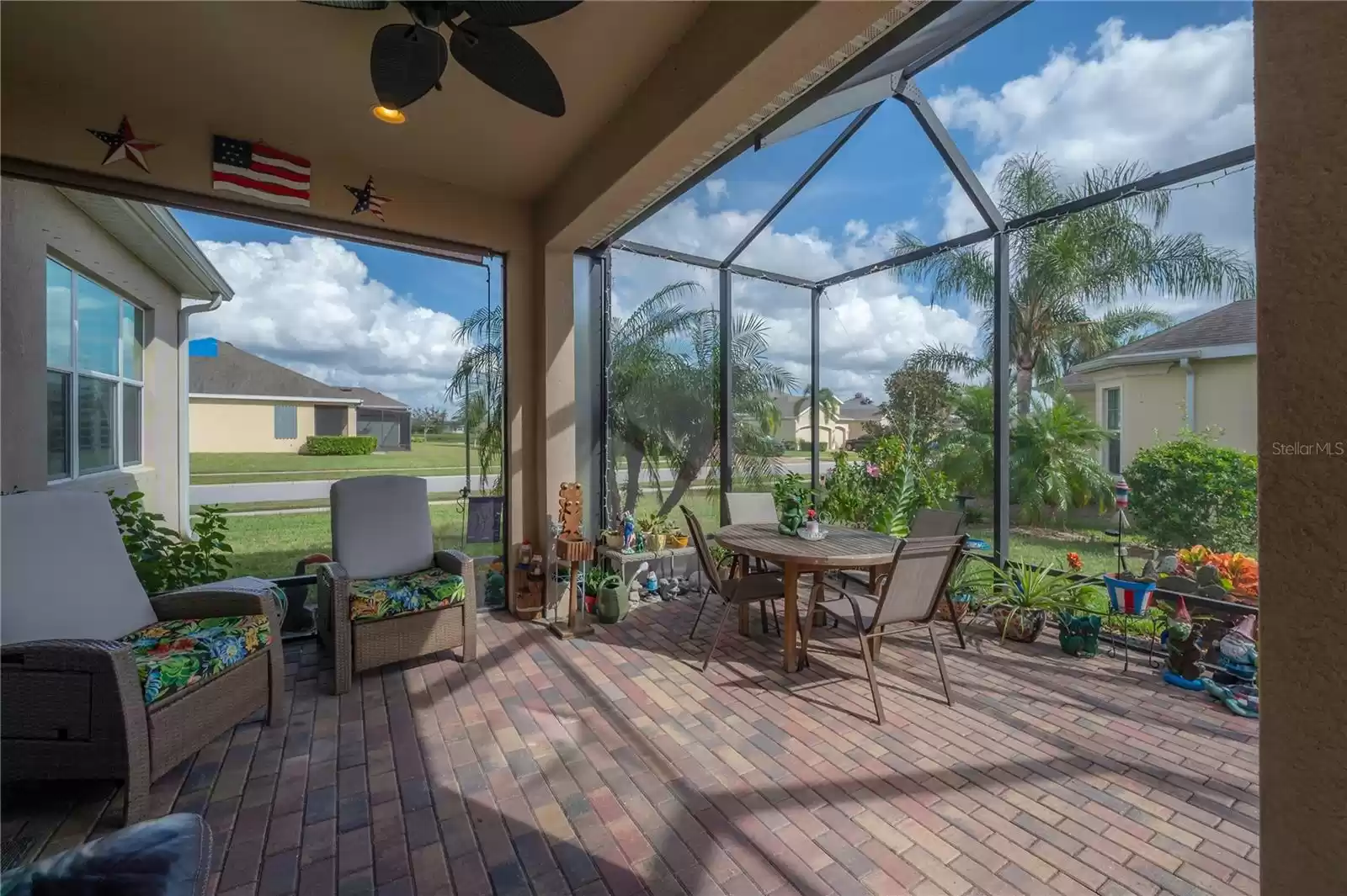 1802 PACIFIC DUNES DRIVE, SUN CITY CENTER, Florida 33573, 2 Bedrooms Bedrooms, ,2 BathroomsBathrooms,Residential,For Sale,PACIFIC DUNES,MFRTB8322943