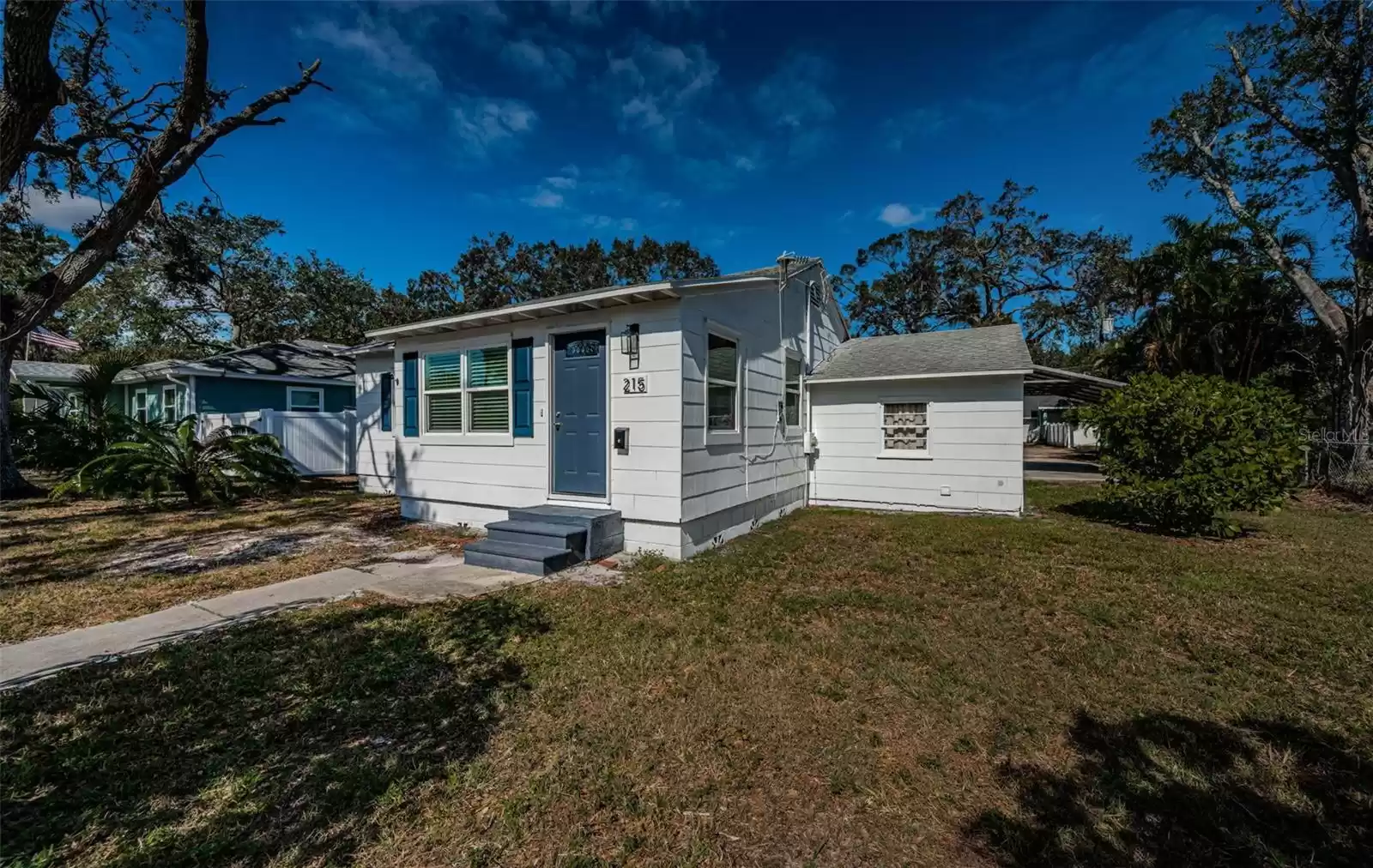 215 35TH AVENUE, SAINT PETERSBURG, Florida 33704, 2 Bedrooms Bedrooms, ,1 BathroomBathrooms,Residential,For Sale,35TH,MFRTB8322873