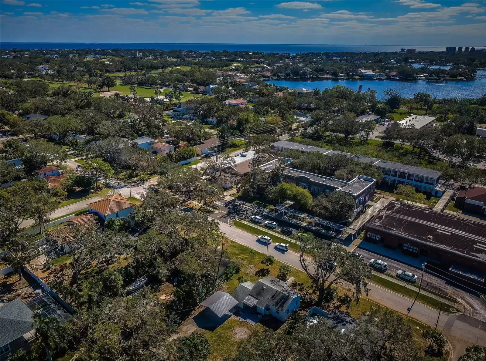 215 35TH AVENUE, SAINT PETERSBURG, Florida 33704, 2 Bedrooms Bedrooms, ,1 BathroomBathrooms,Residential,For Sale,35TH,MFRTB8322873