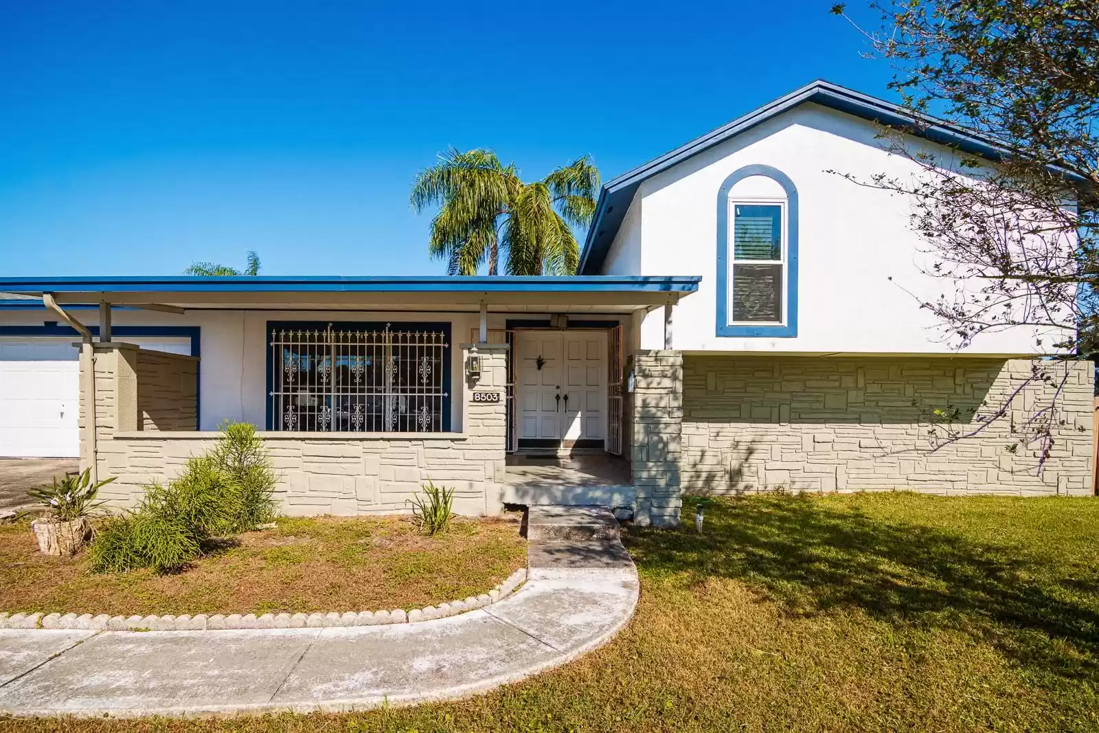 8503 WOODBURN COURT, TAMPA, Florida 33615, 4 Bedrooms Bedrooms, ,3 BathroomsBathrooms,Residential,For Sale,WOODBURN,MFRTB8323361