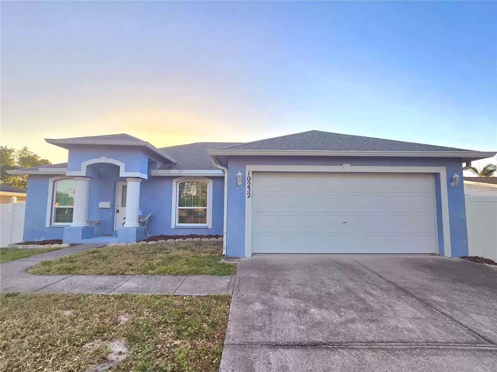 10232 OAKHURST ROAD, LARGO, Florida 33774, 3 Bedrooms Bedrooms, ,2 BathroomsBathrooms,Residential,For Sale,OAKHURST,MFRTB8324347