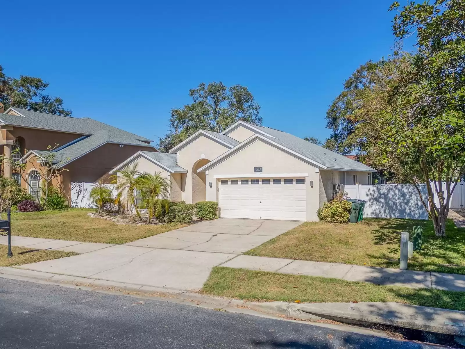 809 DUVAL COURT, SAFETY HARBOR, Florida 34695, 3 Bedrooms Bedrooms, ,2 BathroomsBathrooms,Residential,For Sale,DUVAL,MFRTB8322390