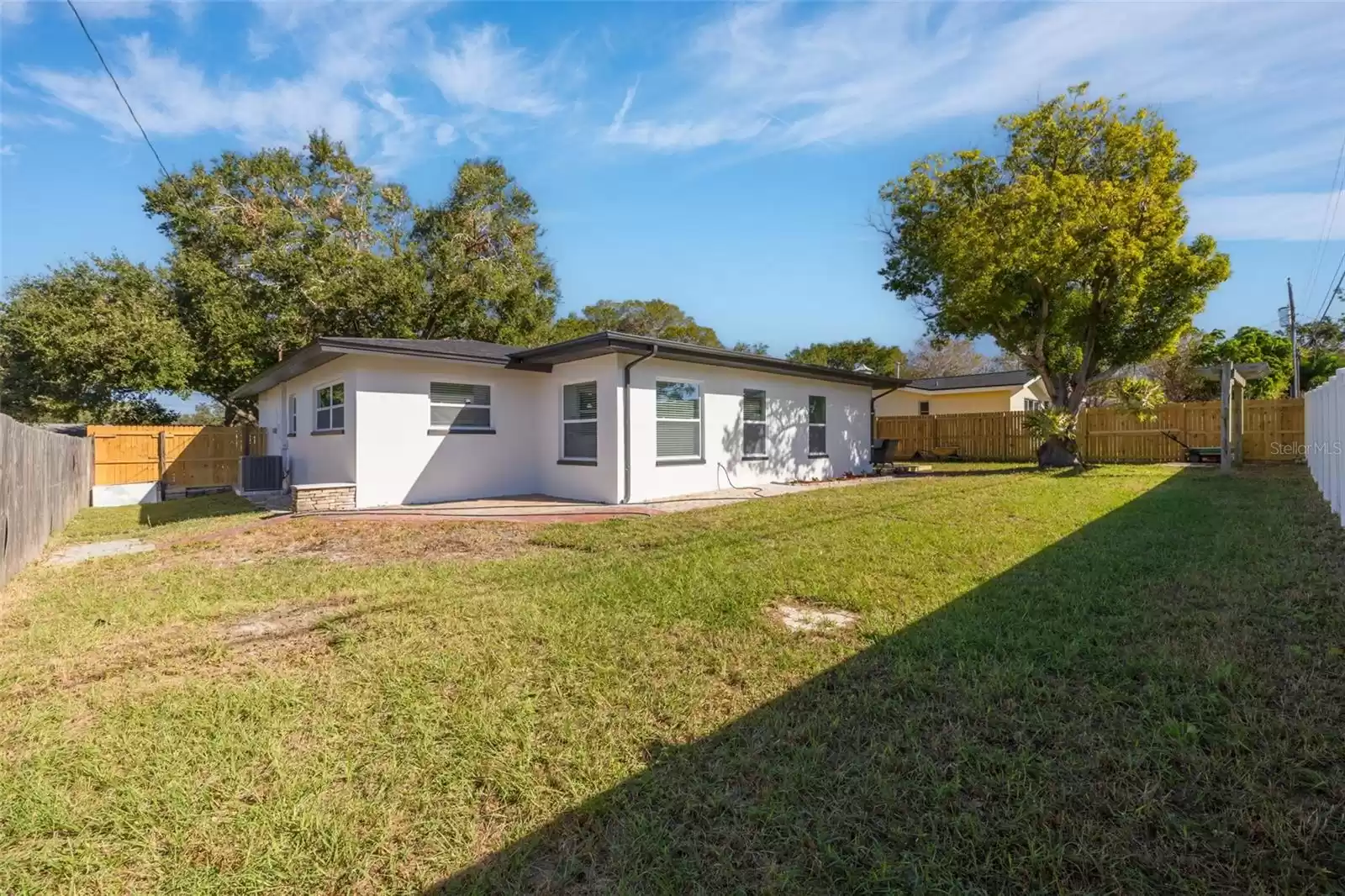 1643 SOUVENIR DRIVE, CLEARWATER, Florida 33755, 3 Bedrooms Bedrooms, ,2 BathroomsBathrooms,Residential,For Sale,SOUVENIR,MFRTB8324262