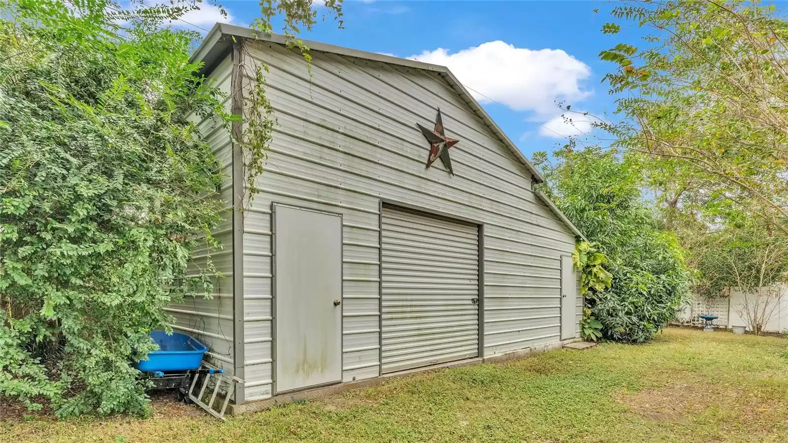 712 ORANGE VALLEY LANE, LAKELAND, Florida 33813, 4 Bedrooms Bedrooms, ,2 BathroomsBathrooms,Residential,For Sale,ORANGE VALLEY,MFRL4948937