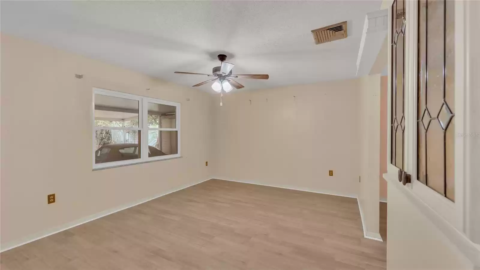 formal dining room