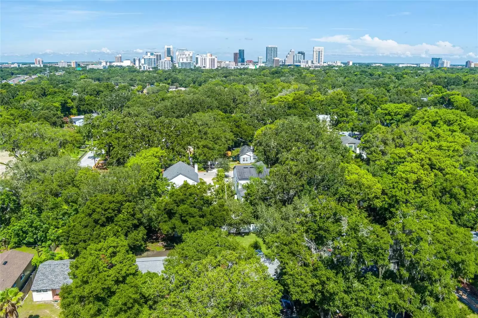 Aerial view showing proximity to Downtown Orlando.