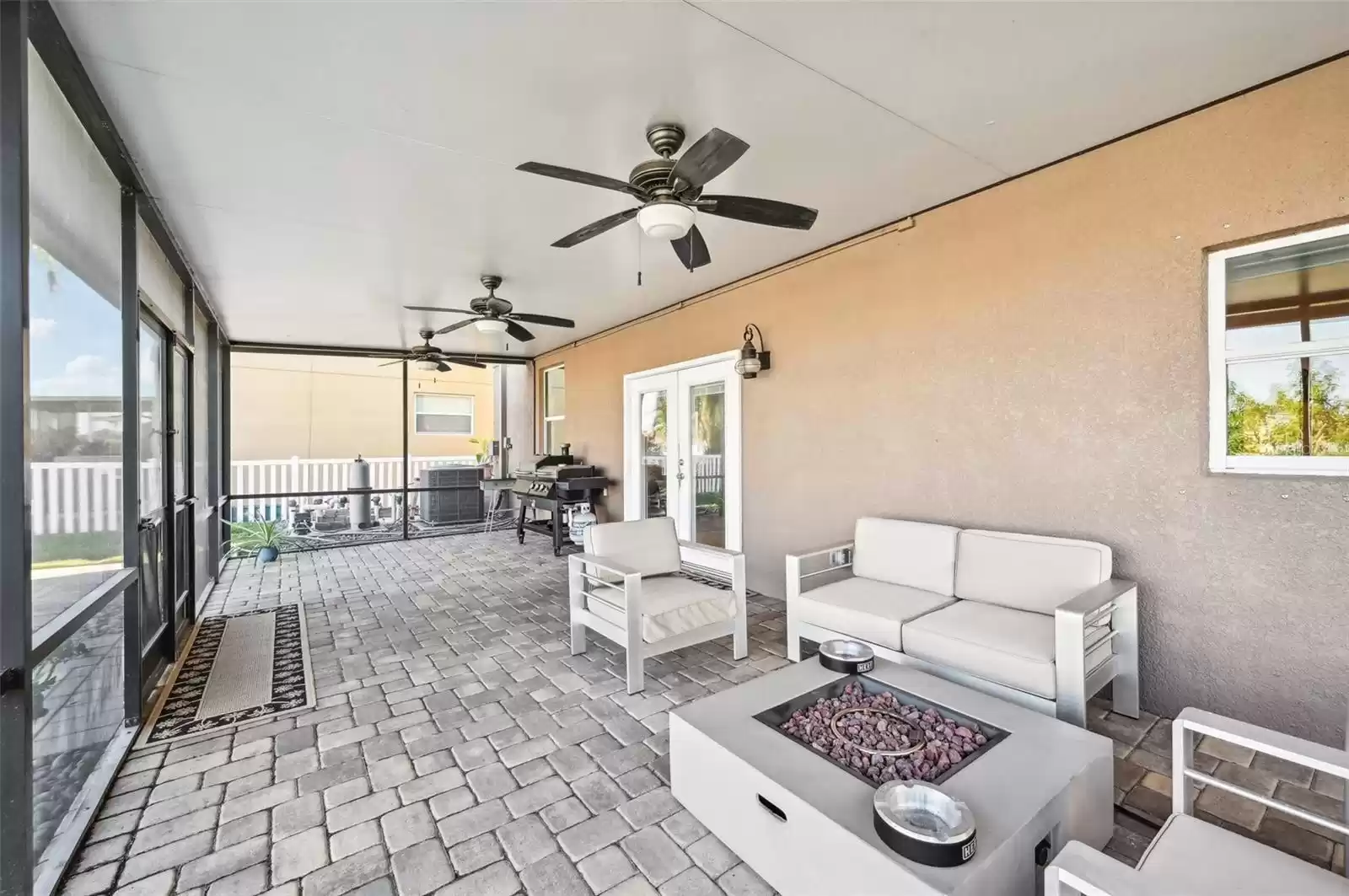 1730 BONITA BLUFF COURT, RUSKIN, Florida 33570, 4 Bedrooms Bedrooms, ,2 BathroomsBathrooms,Residential,For Sale,BONITA BLUFF,MFRTB8322419