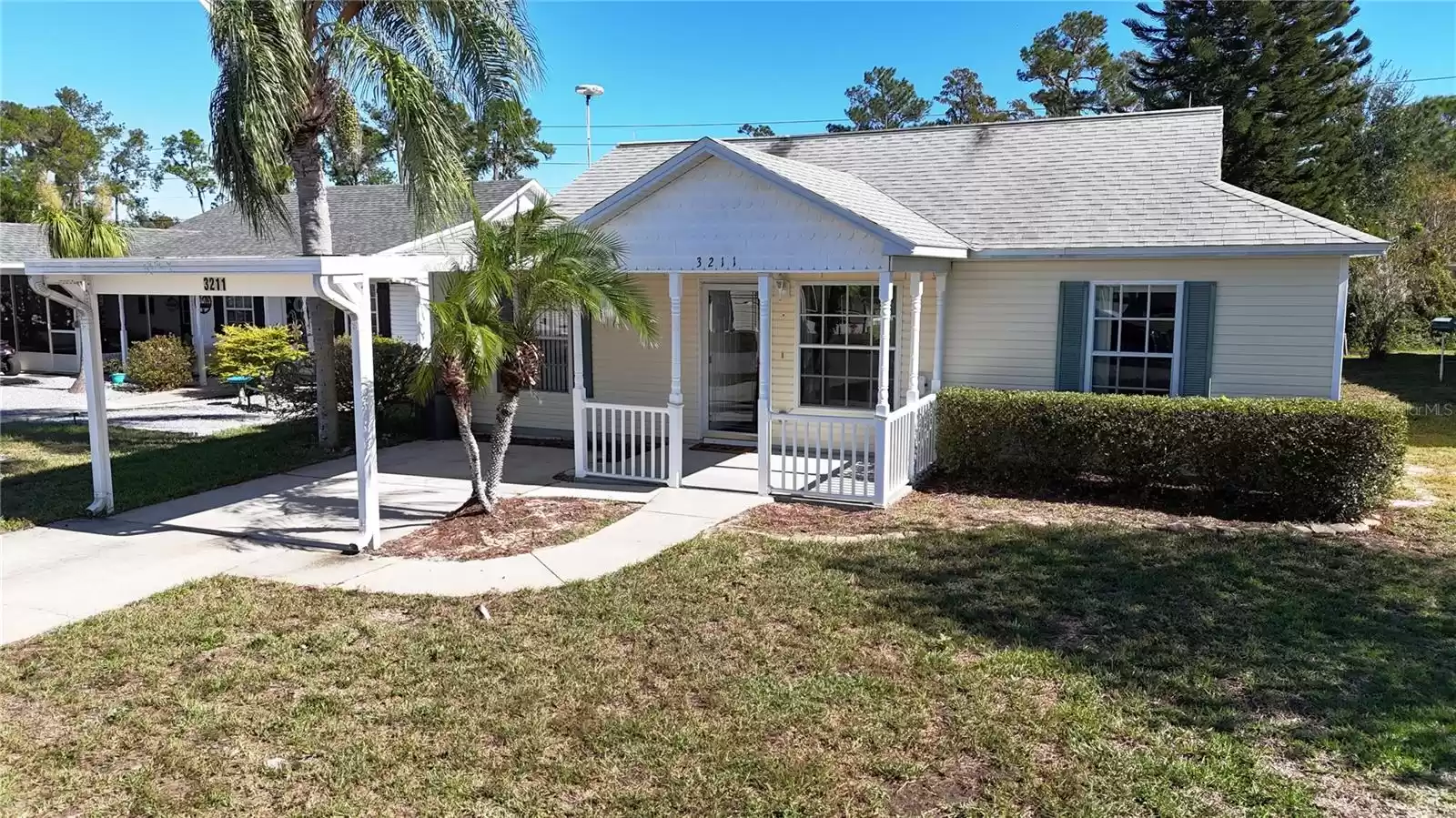 3211 LUPINE WAY, LAKE WALES, Florida 33898, 2 Bedrooms Bedrooms, ,2 BathroomsBathrooms,Residential,For Sale,LUPINE,MFRG5089713