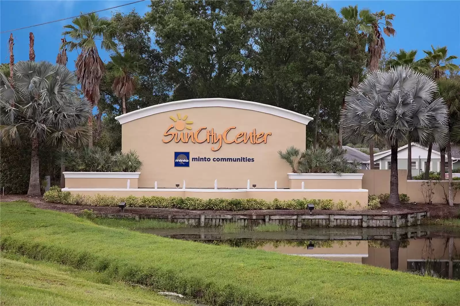 811 EL RANCHO DRIVE, SUN CITY CENTER, Florida 33573, 2 Bedrooms Bedrooms, ,2 BathroomsBathrooms,Residential,For Sale,EL RANCHO,MFRTB8323080