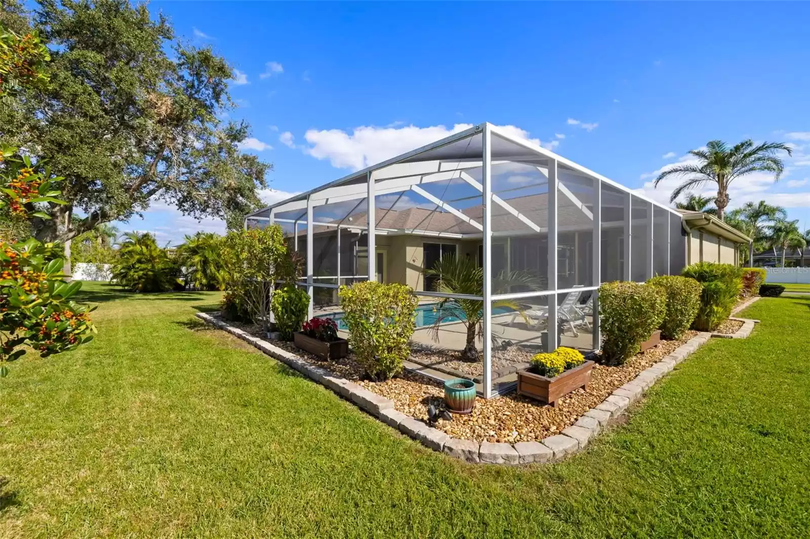 1840 EAGLE TRACE BOULEVARD, PALM HARBOR, Florida 34685, 4 Bedrooms Bedrooms, ,3 BathroomsBathrooms,Residential,For Sale,EAGLE TRACE,MFRTB8322070