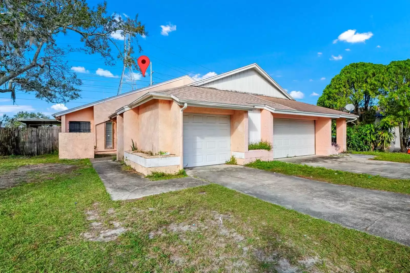 ORLANDO, Florida 32808, 2 Bedrooms Bedrooms, ,2 BathroomsBathrooms,Residential,For Sale,MFRO6257231