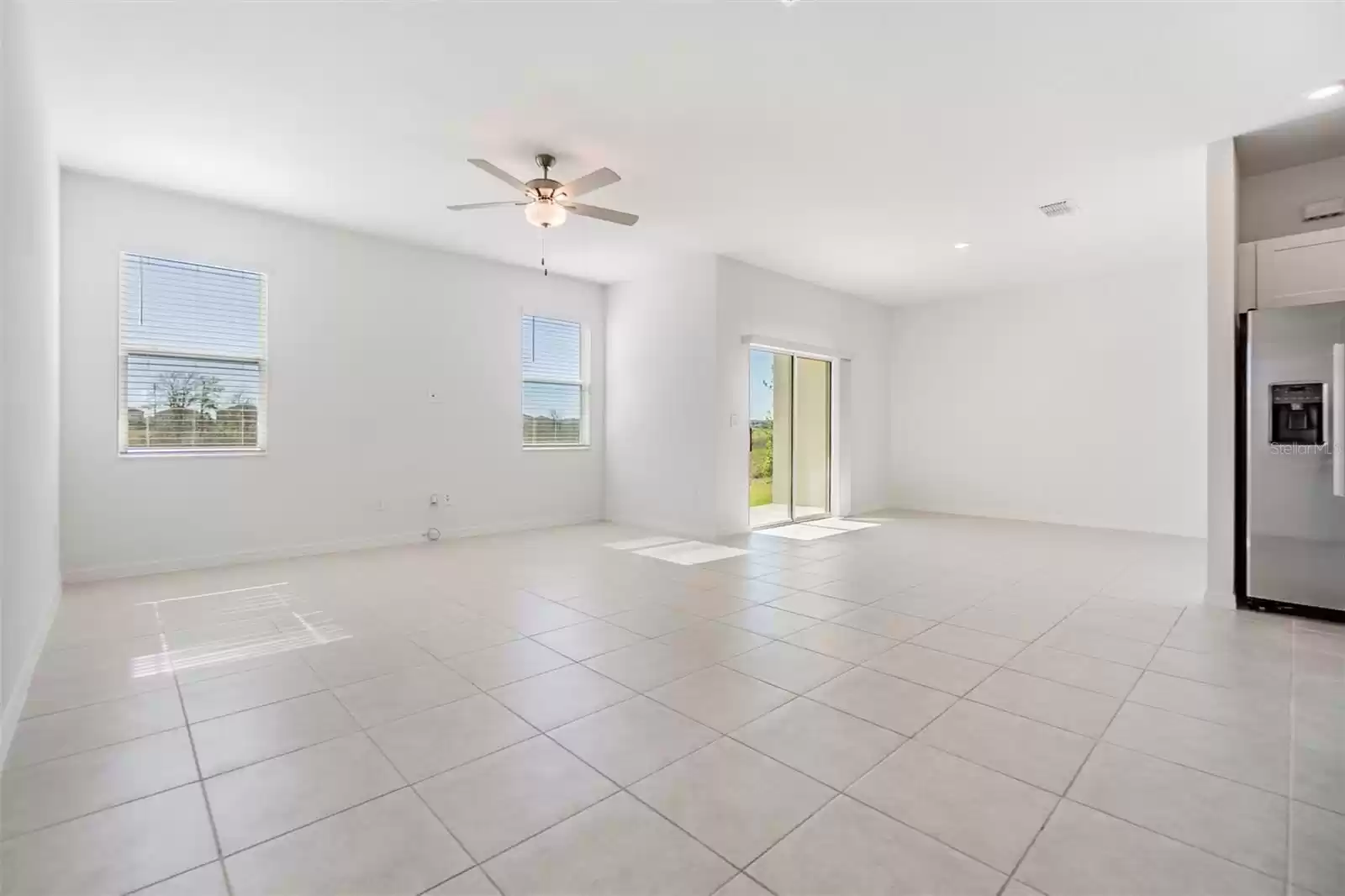 Neutral interior with OPEN floorplan