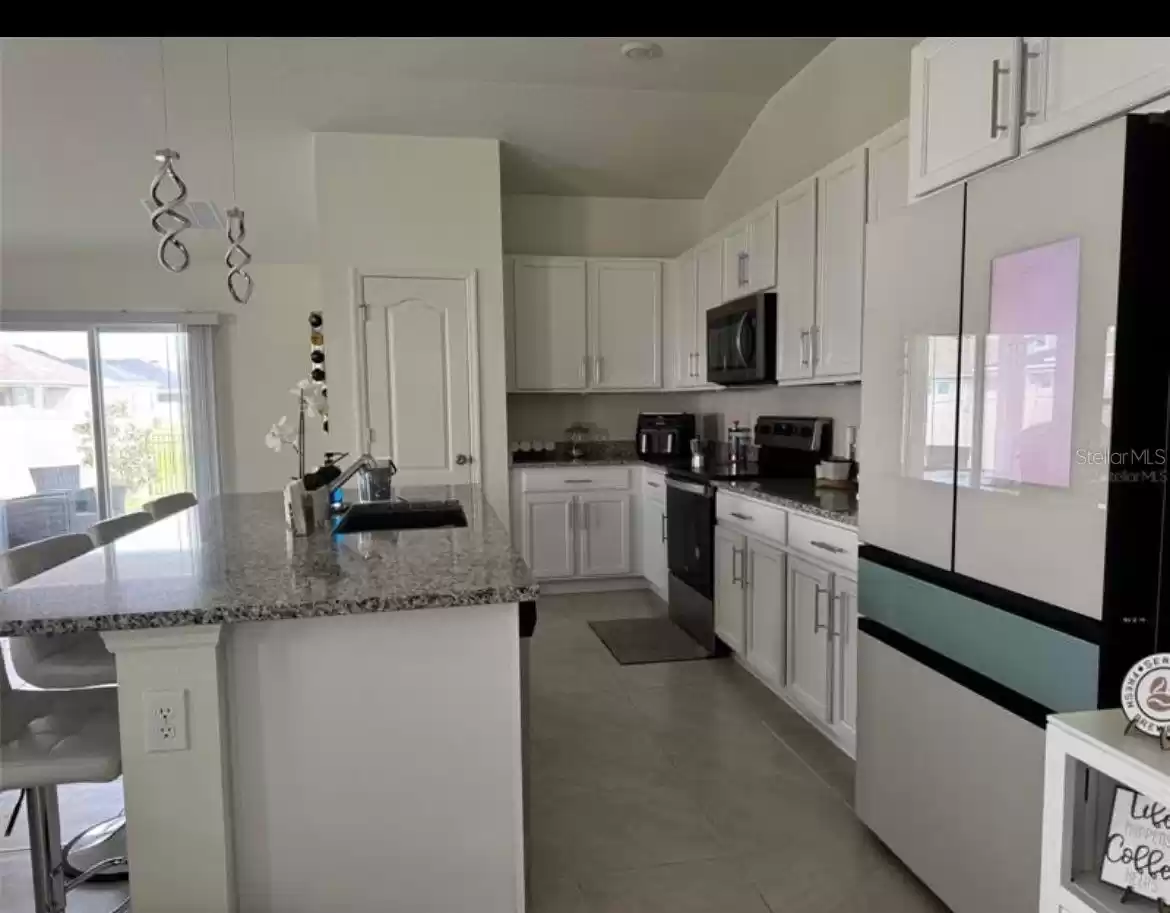 9075 WESTSIDE HILLS, DAVENPORT, Florida 33896, 4 Bedrooms Bedrooms, ,2 BathroomsBathrooms,Residential Lease,For Rent,WESTSIDE HILLS,MFRS5116183