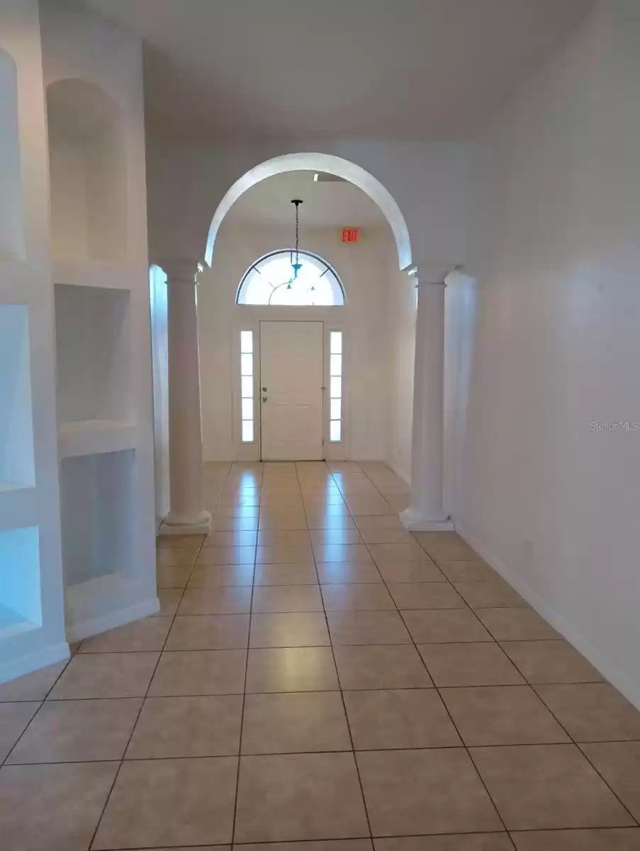 391 VILLA SORRENTO CIRCLE, HAINES CITY, Florida 33844, 4 Bedrooms Bedrooms, ,3 BathroomsBathrooms,Residential Lease,For Rent,VILLA SORRENTO,MFRO6259111