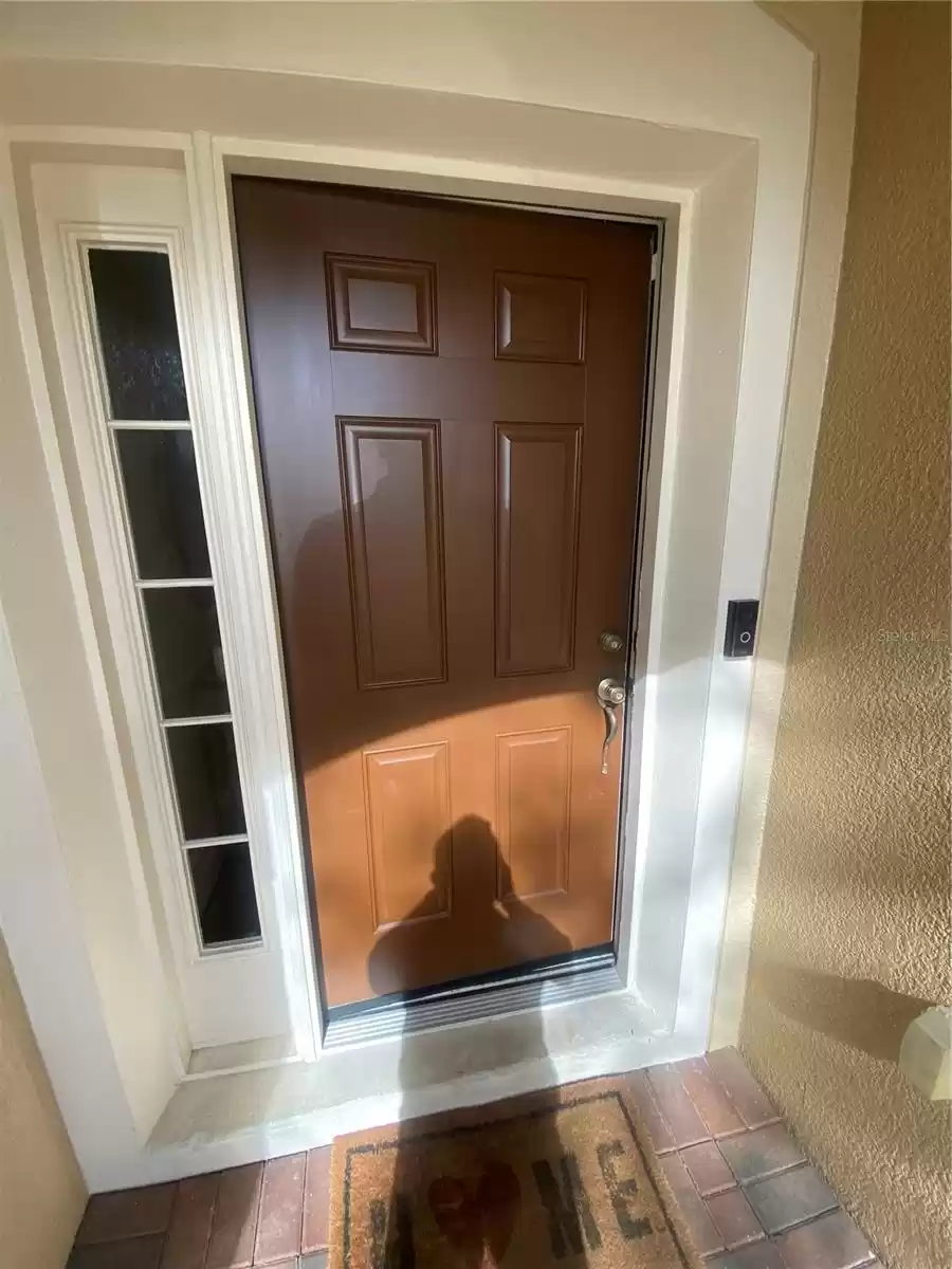 DOOR