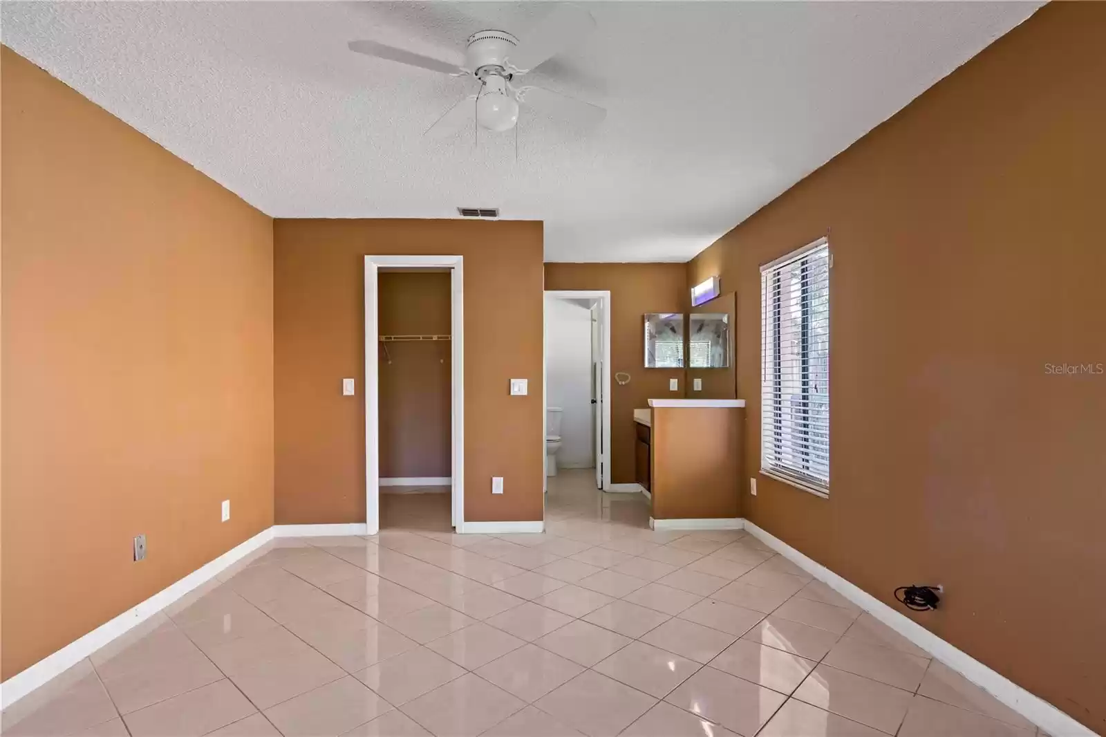 7393 RADIANT CIRCLE, ORLANDO, Florida 32810, 3 Bedrooms Bedrooms, ,2 BathroomsBathrooms,Residential,For Sale,RADIANT,MFRO6260082