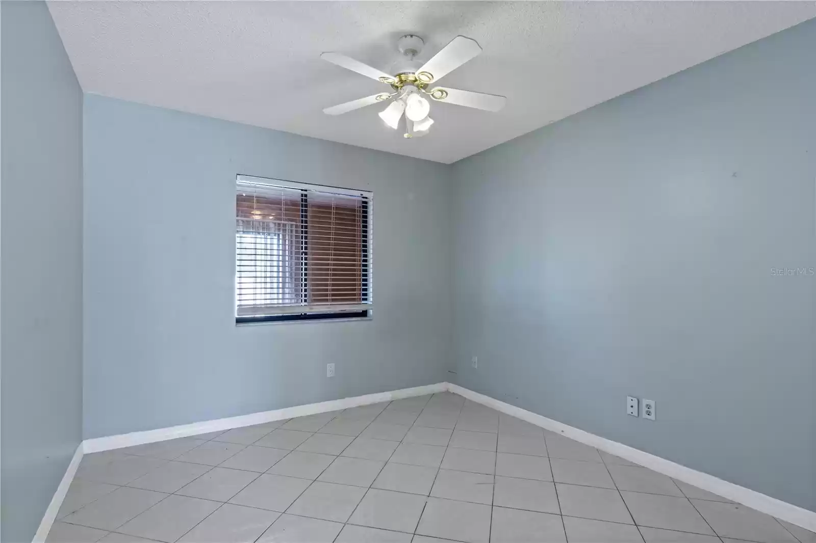 7393 RADIANT CIRCLE, ORLANDO, Florida 32810, 3 Bedrooms Bedrooms, ,2 BathroomsBathrooms,Residential,For Sale,RADIANT,MFRO6260082