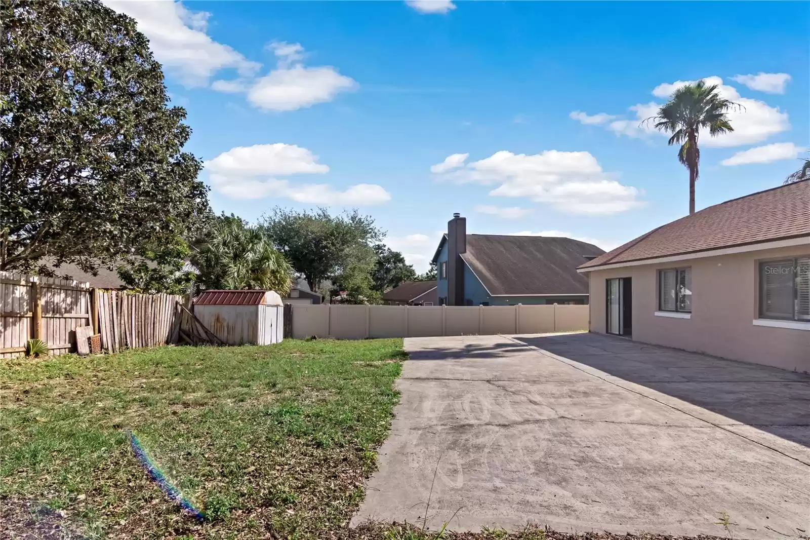 7393 RADIANT CIRCLE, ORLANDO, Florida 32810, 3 Bedrooms Bedrooms, ,2 BathroomsBathrooms,Residential,For Sale,RADIANT,MFRO6260082