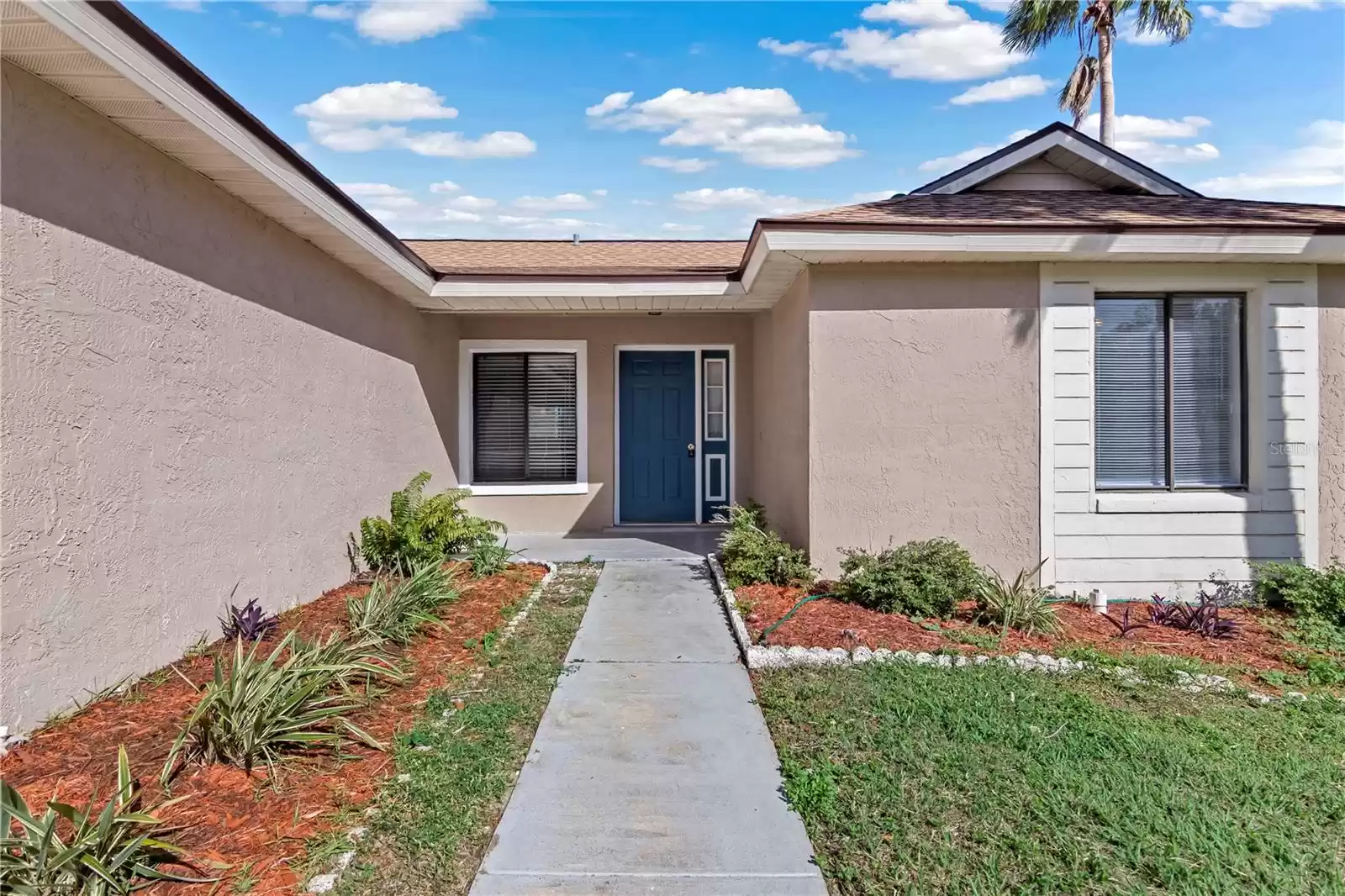 7393 RADIANT CIRCLE, ORLANDO, Florida 32810, 3 Bedrooms Bedrooms, ,2 BathroomsBathrooms,Residential,For Sale,RADIANT,MFRO6260082