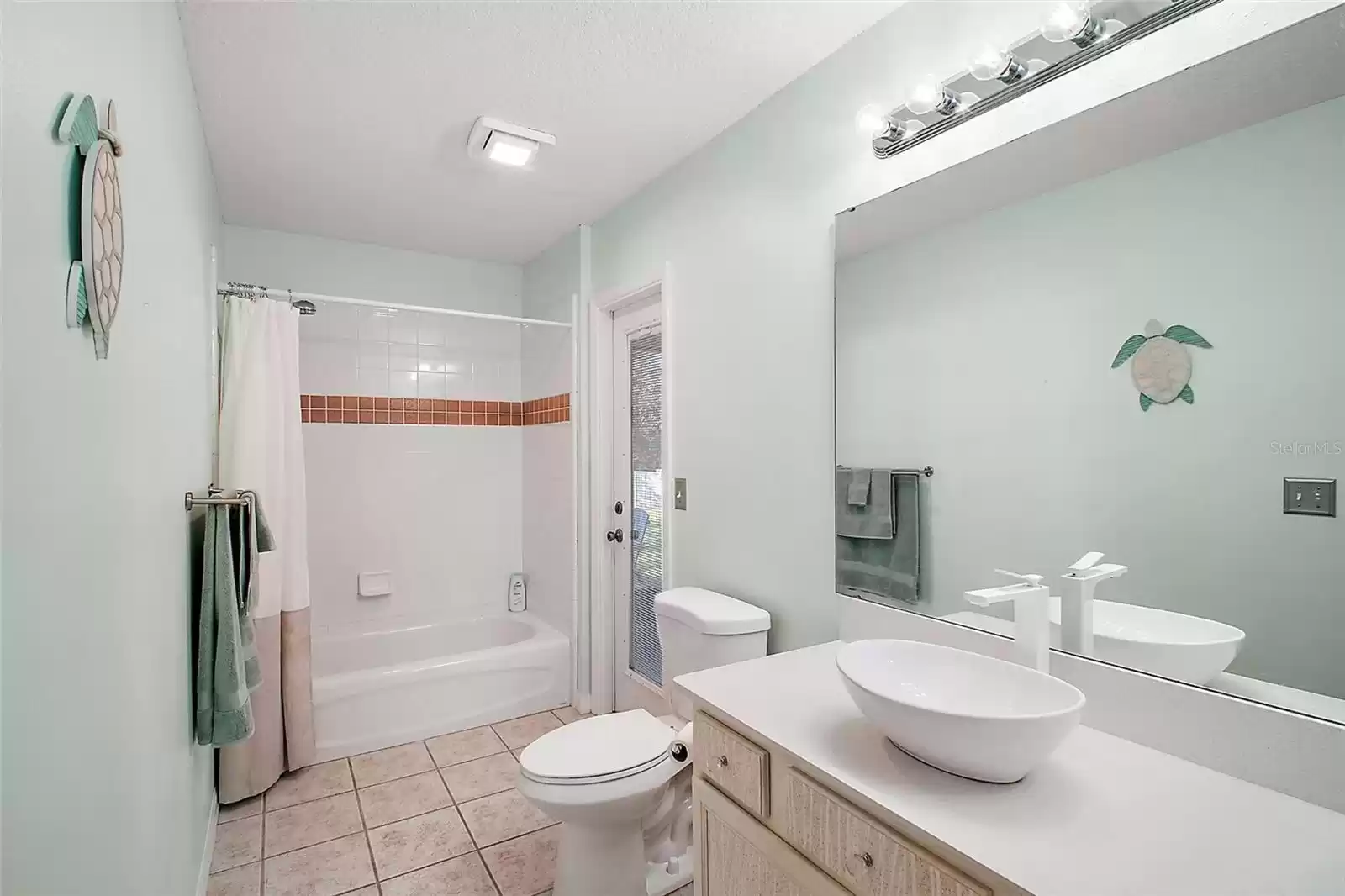 Guest bathroom