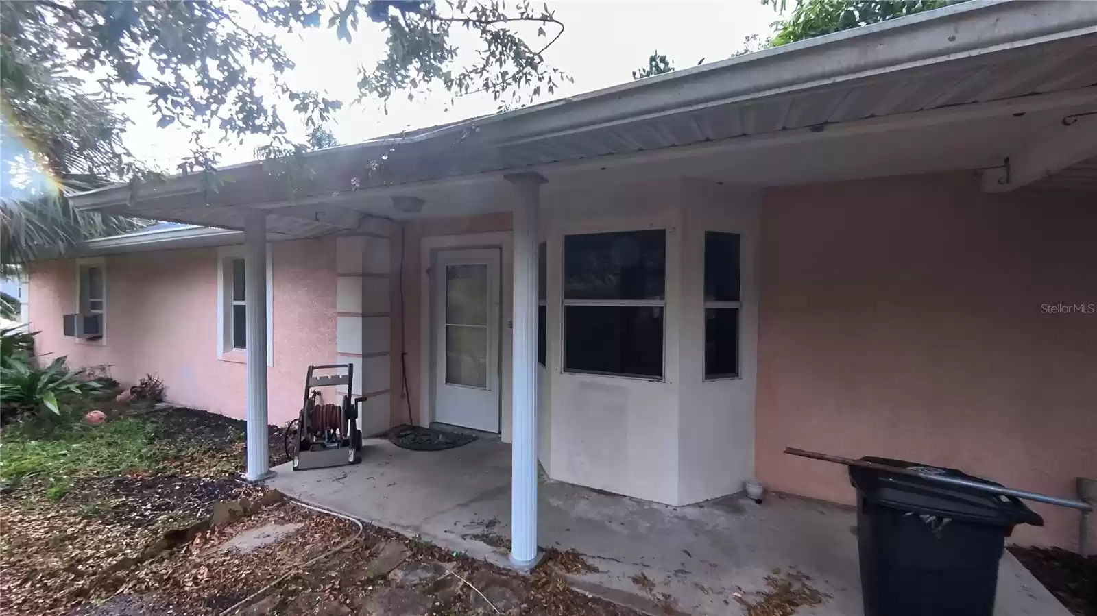 650 EAST AVENUE, CLERMONT, Florida 34711, 3 Bedrooms Bedrooms, ,2 BathroomsBathrooms,Residential,For Sale,EAST,MFRO6260118