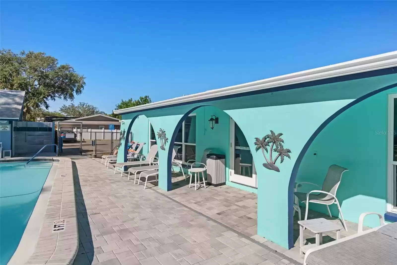 1002 IBIS COURT, DUNEDIN, Florida 34698, 1 Bedroom Bedrooms, ,1 BathroomBathrooms,Residential,For Sale,IBIS,MFRTB8323970