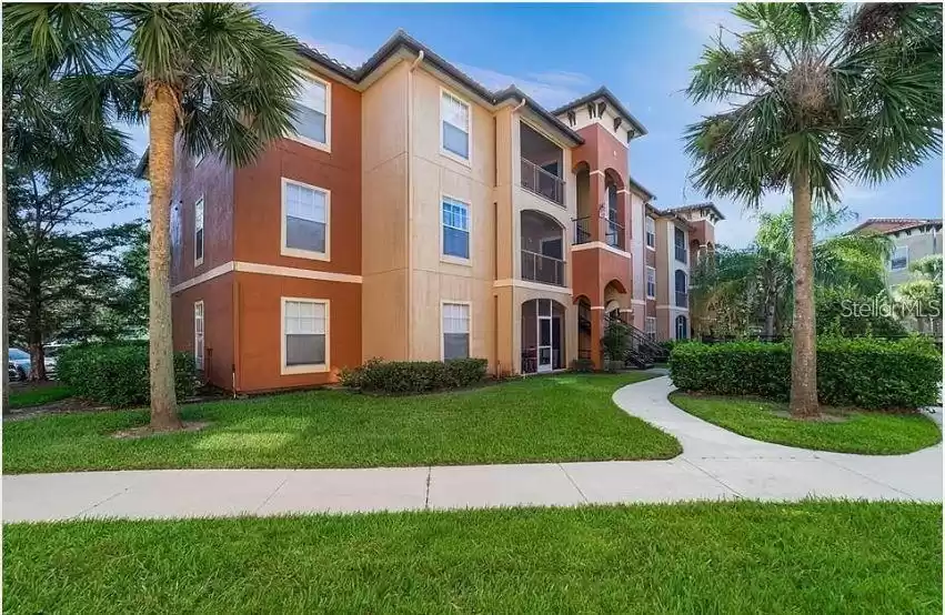 5518 METROWEST BOULEVARD, ORLANDO, Florida 32811, 2 Bedrooms Bedrooms, ,1 BathroomBathrooms,Residential Lease,For Rent,METROWEST,MFRO6260096